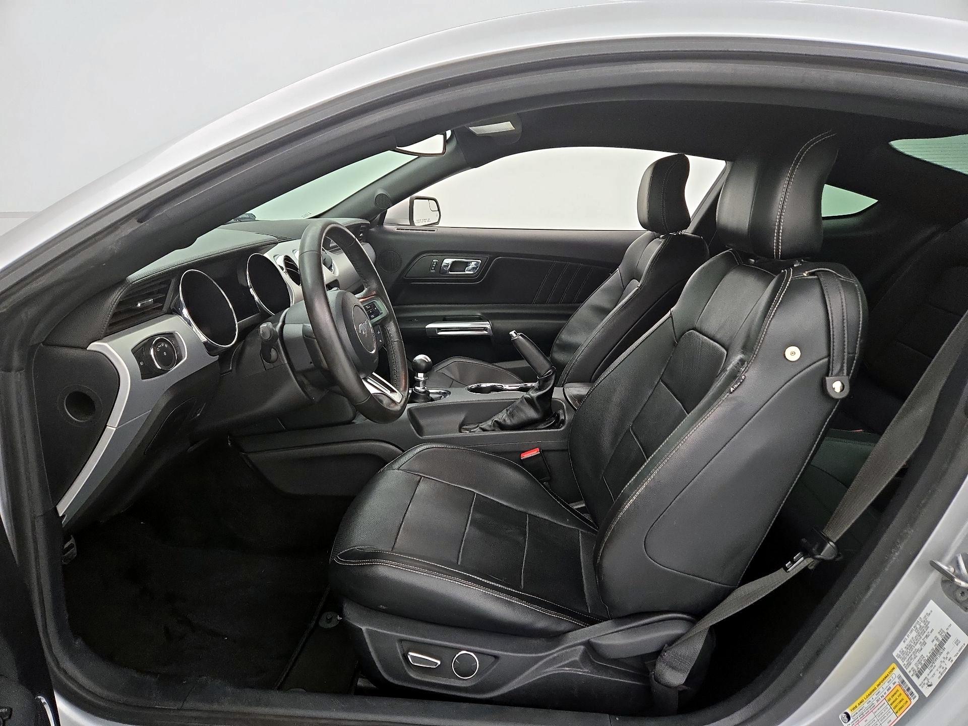 Thumbnail: 2015 Ford Mustang - 11