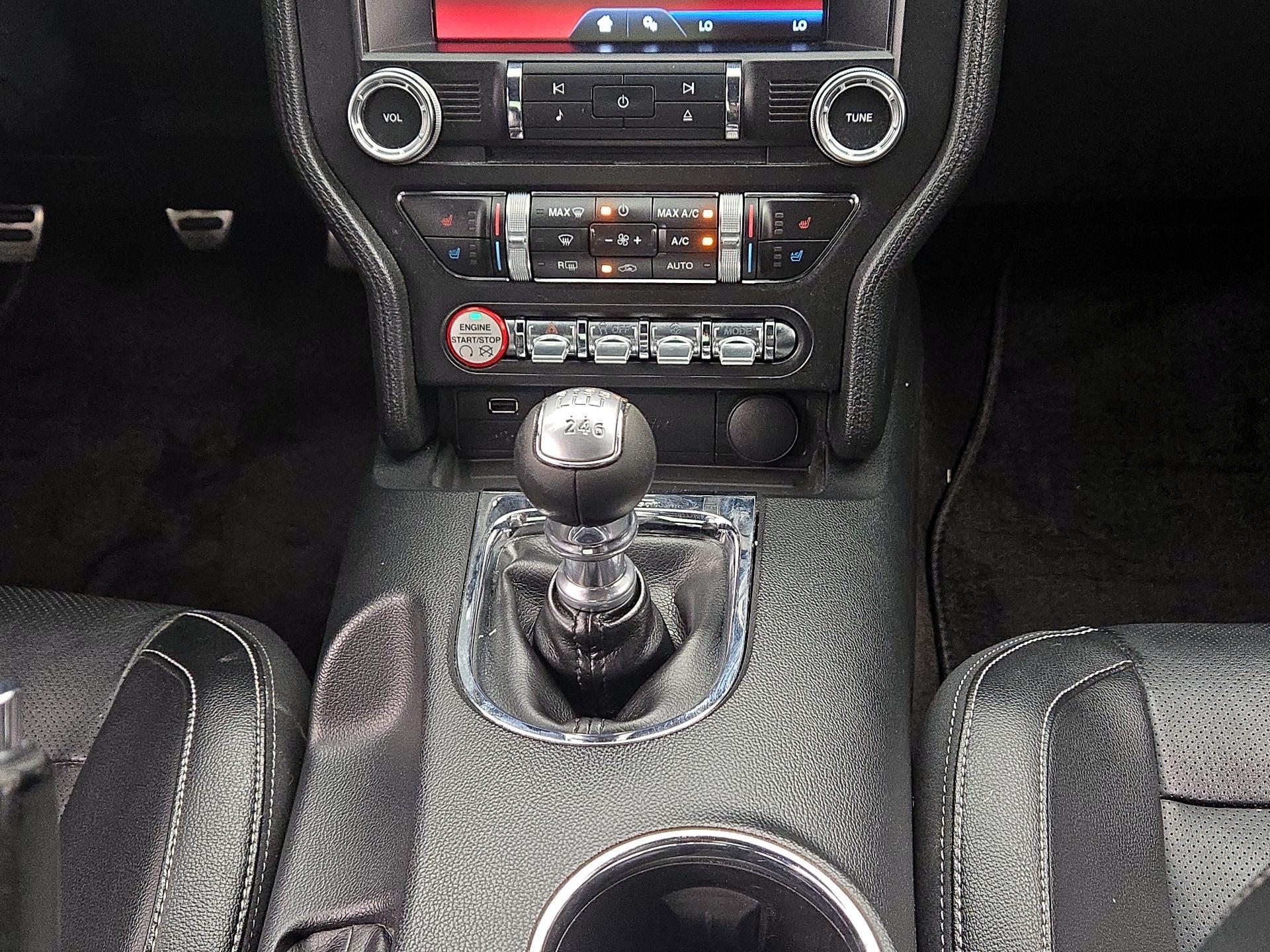 Thumbnail: 2015 Ford Mustang - 17