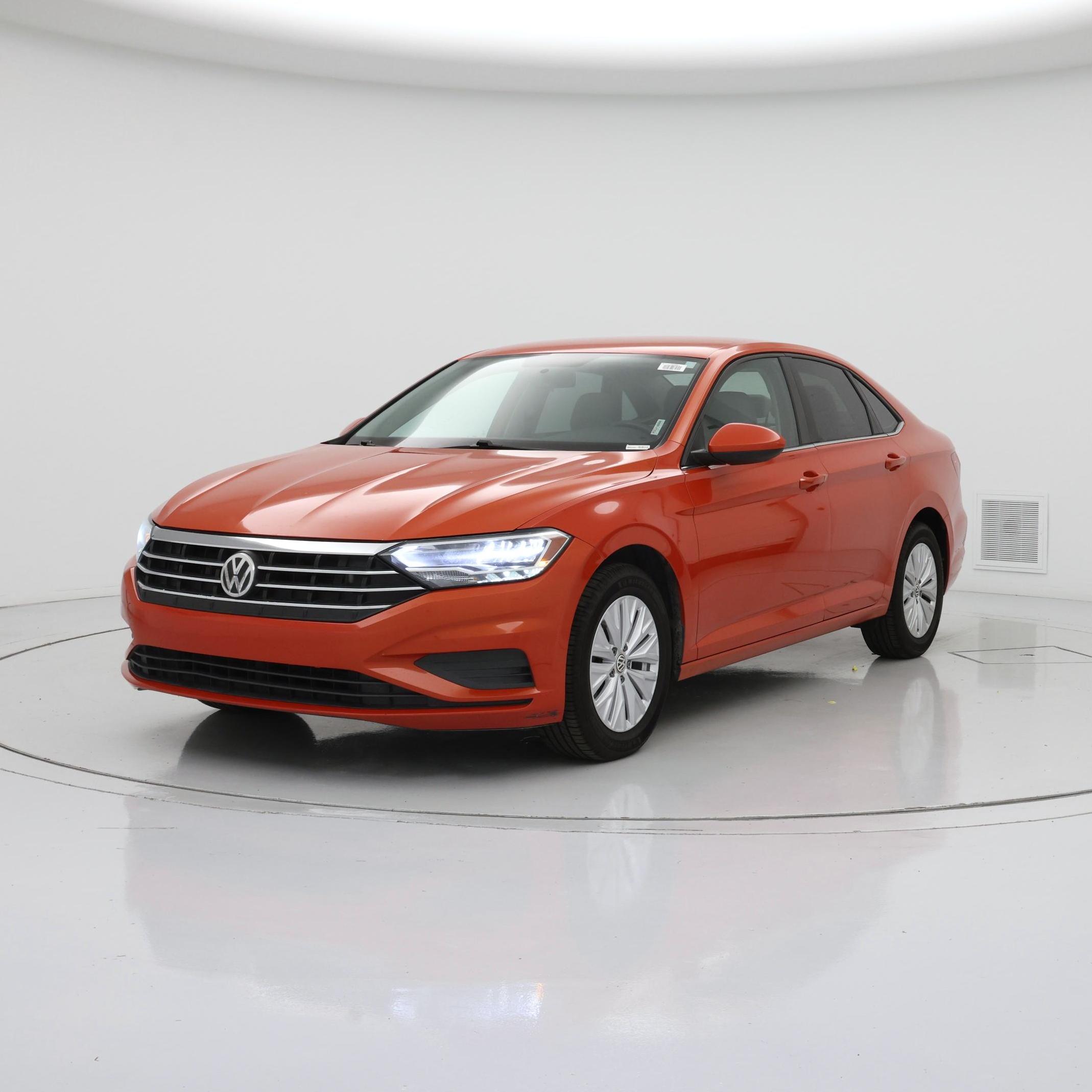 Thumbnail: 2019 Volkswagen Jetta - 4