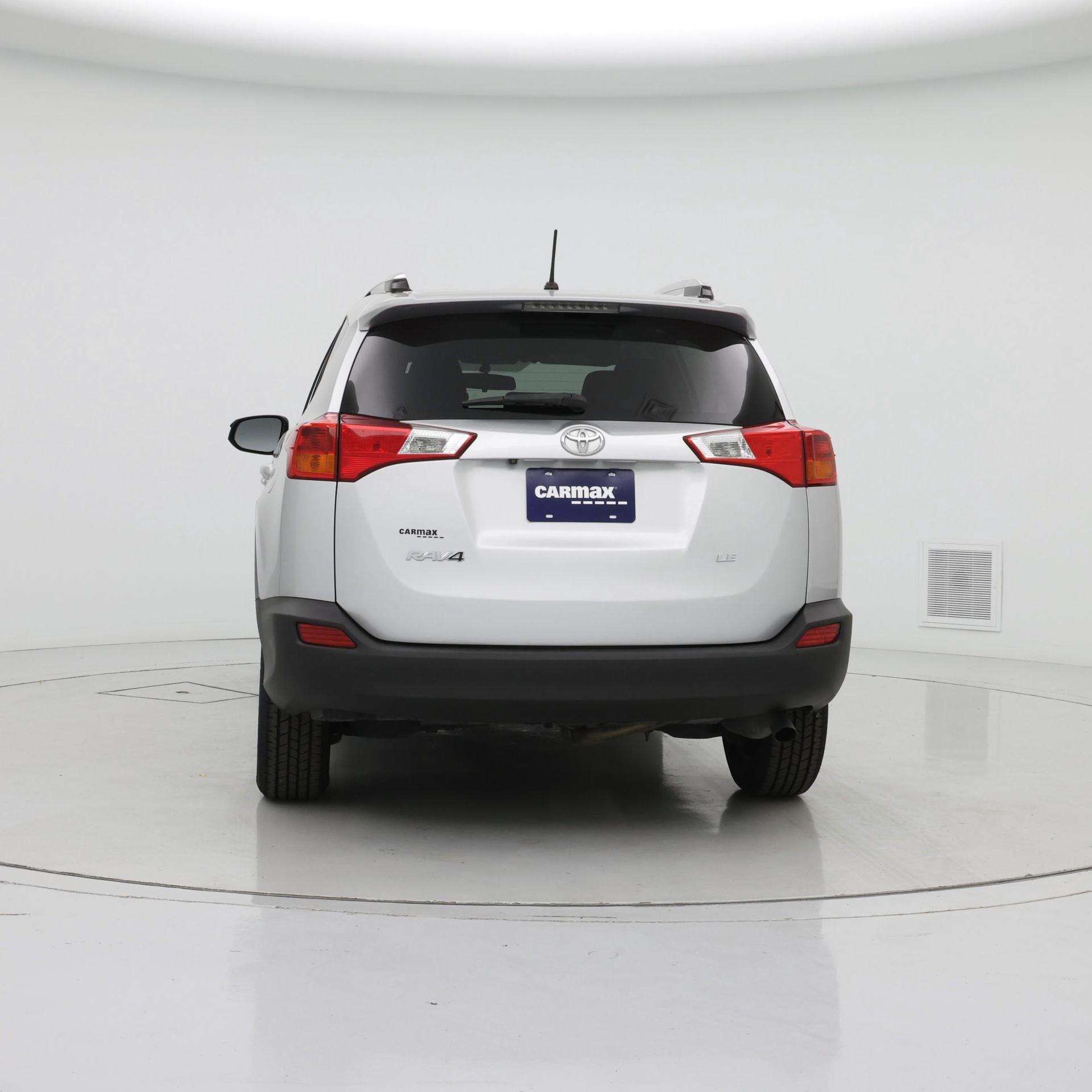 Thumbnail: 2015 Toyota RAV4 - 6