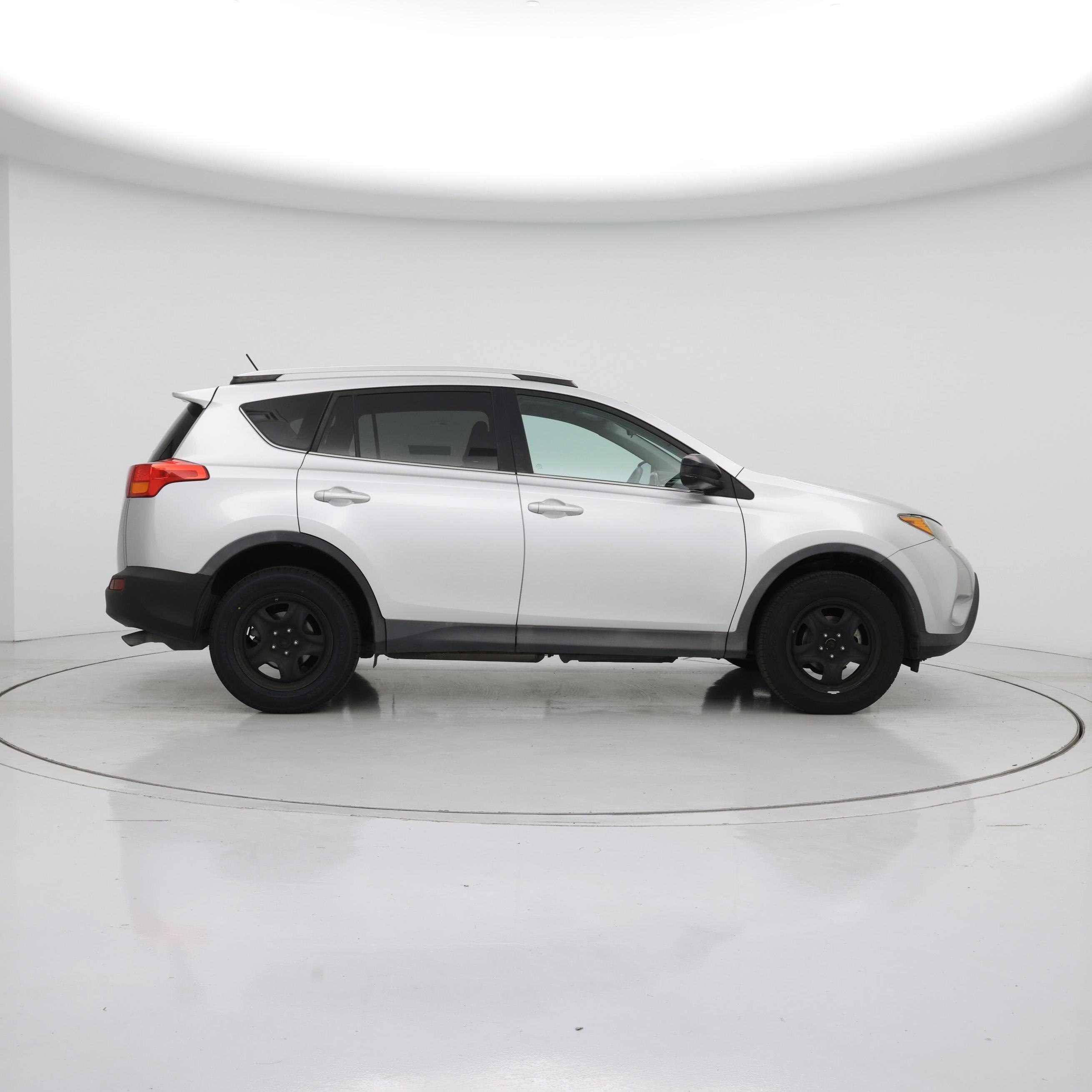 Thumbnail: 2015 Toyota RAV4 - 7