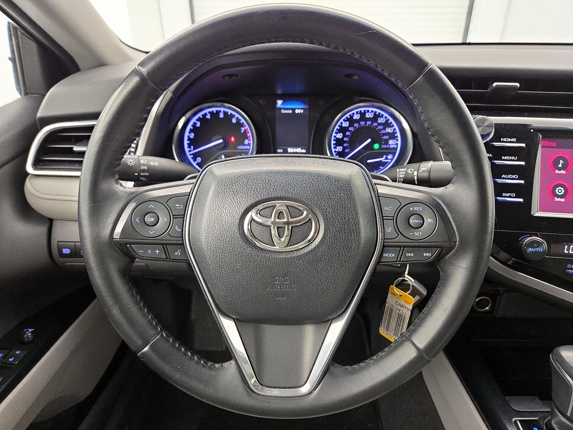 Thumbnail: 2018 Toyota Camry - 10
