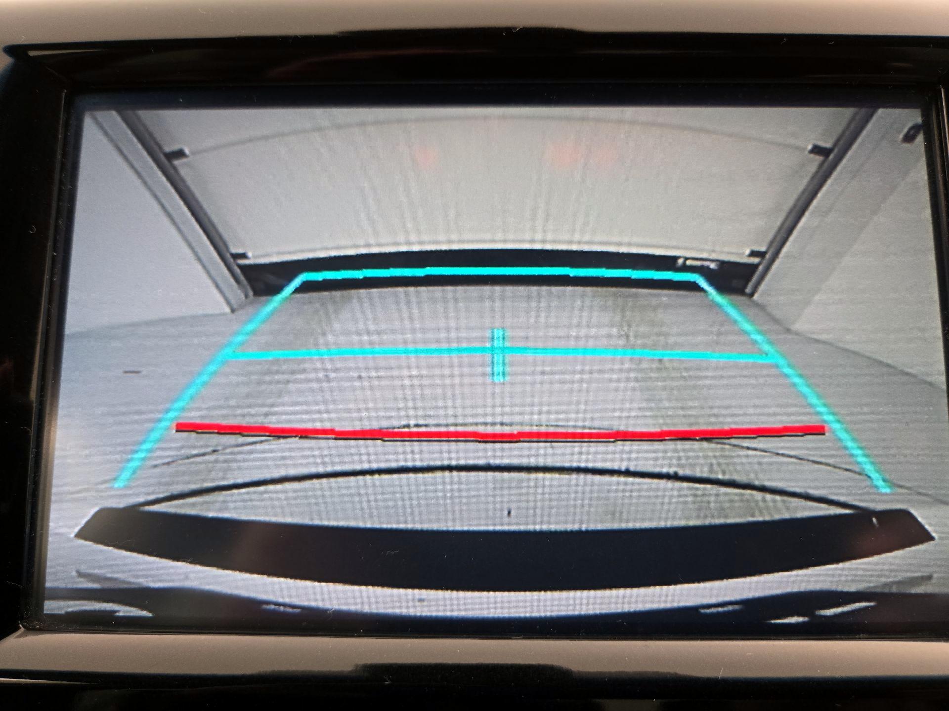 Thumbnail: 2018 Toyota Camry - 14
