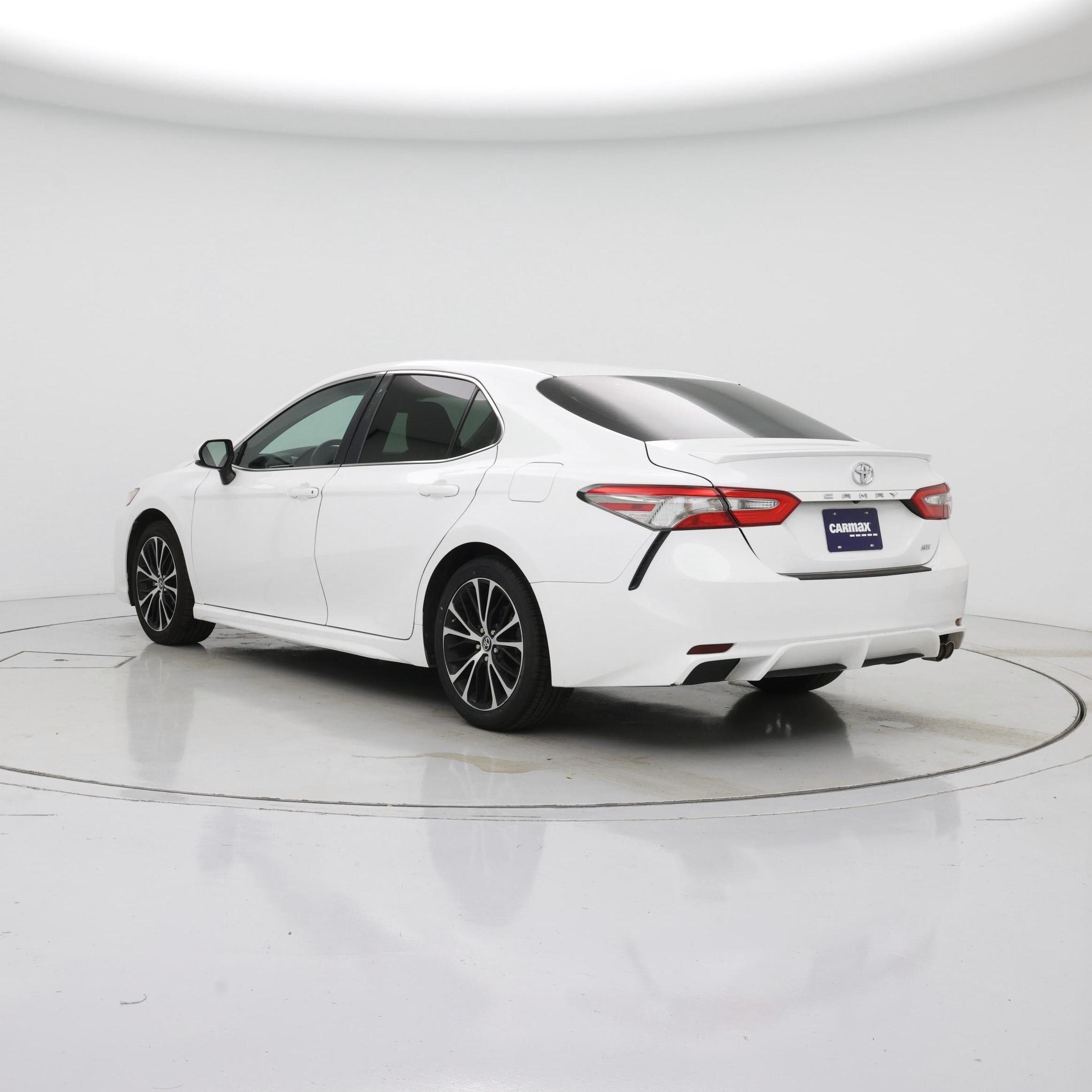 Thumbnail: 2018 Toyota Camry - 2