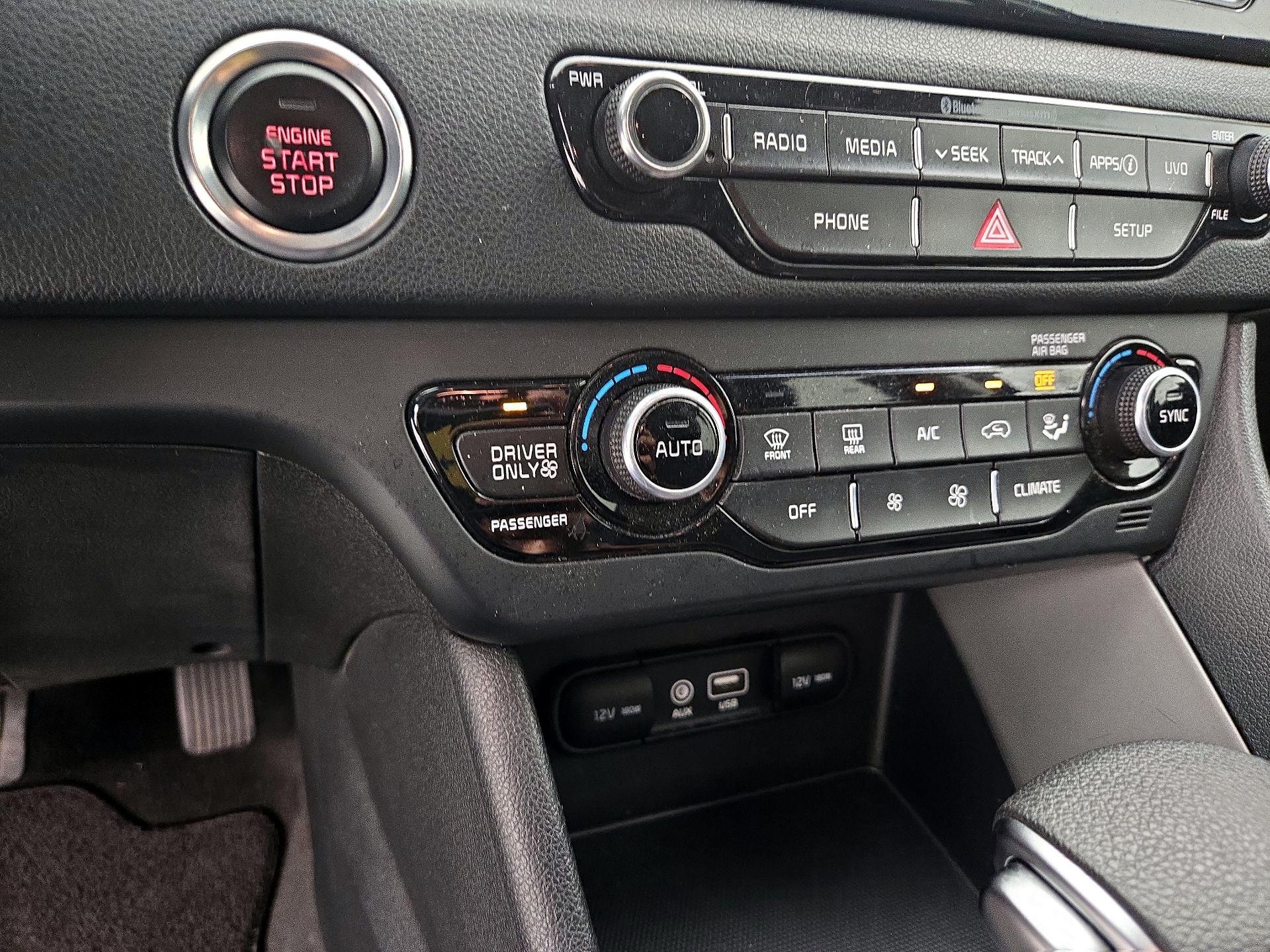 Thumbnail: 2019 Kia Niro - 16
