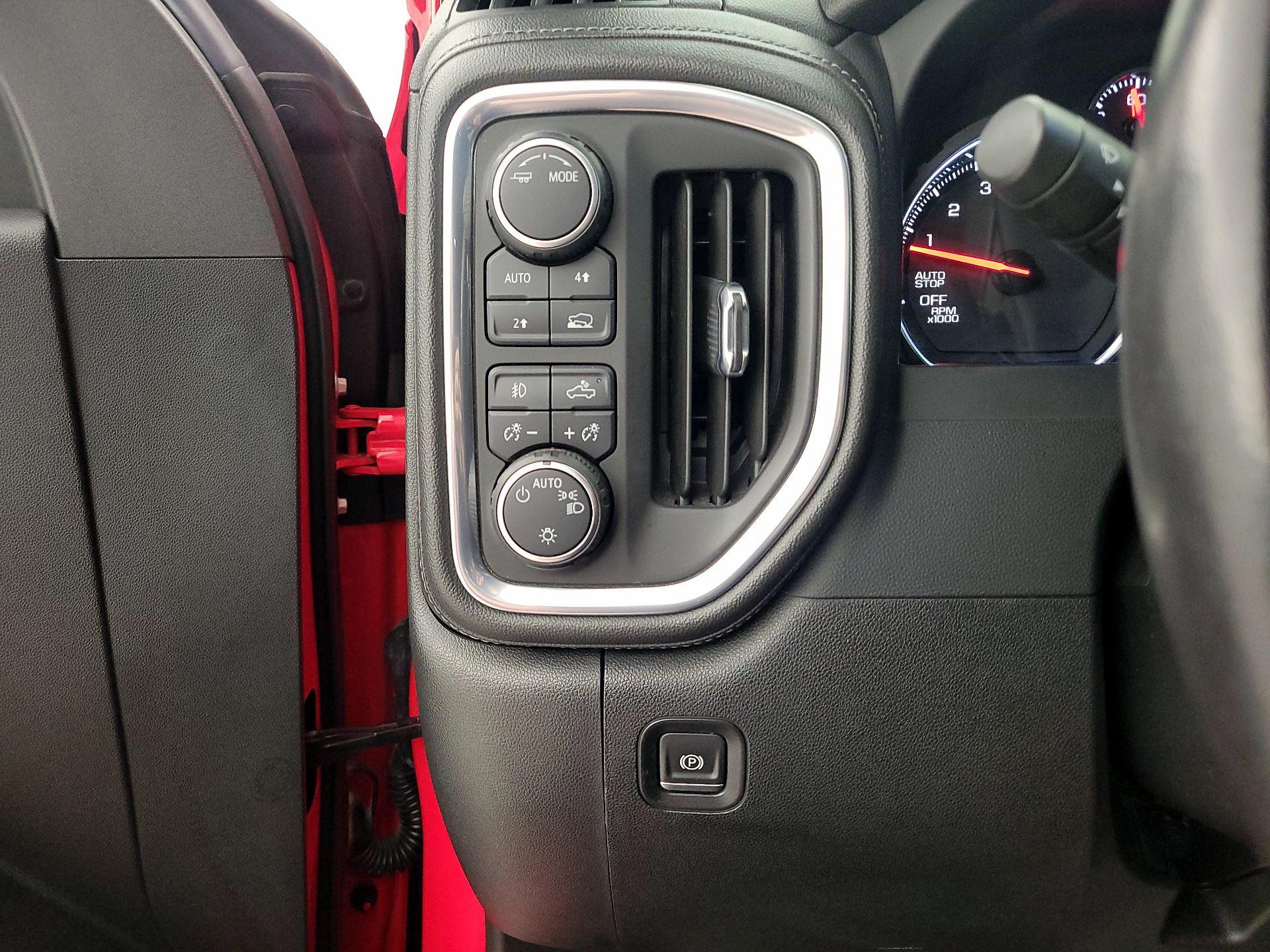 Thumbnail: 2021 Chevrolet Silverado 1500 - 13