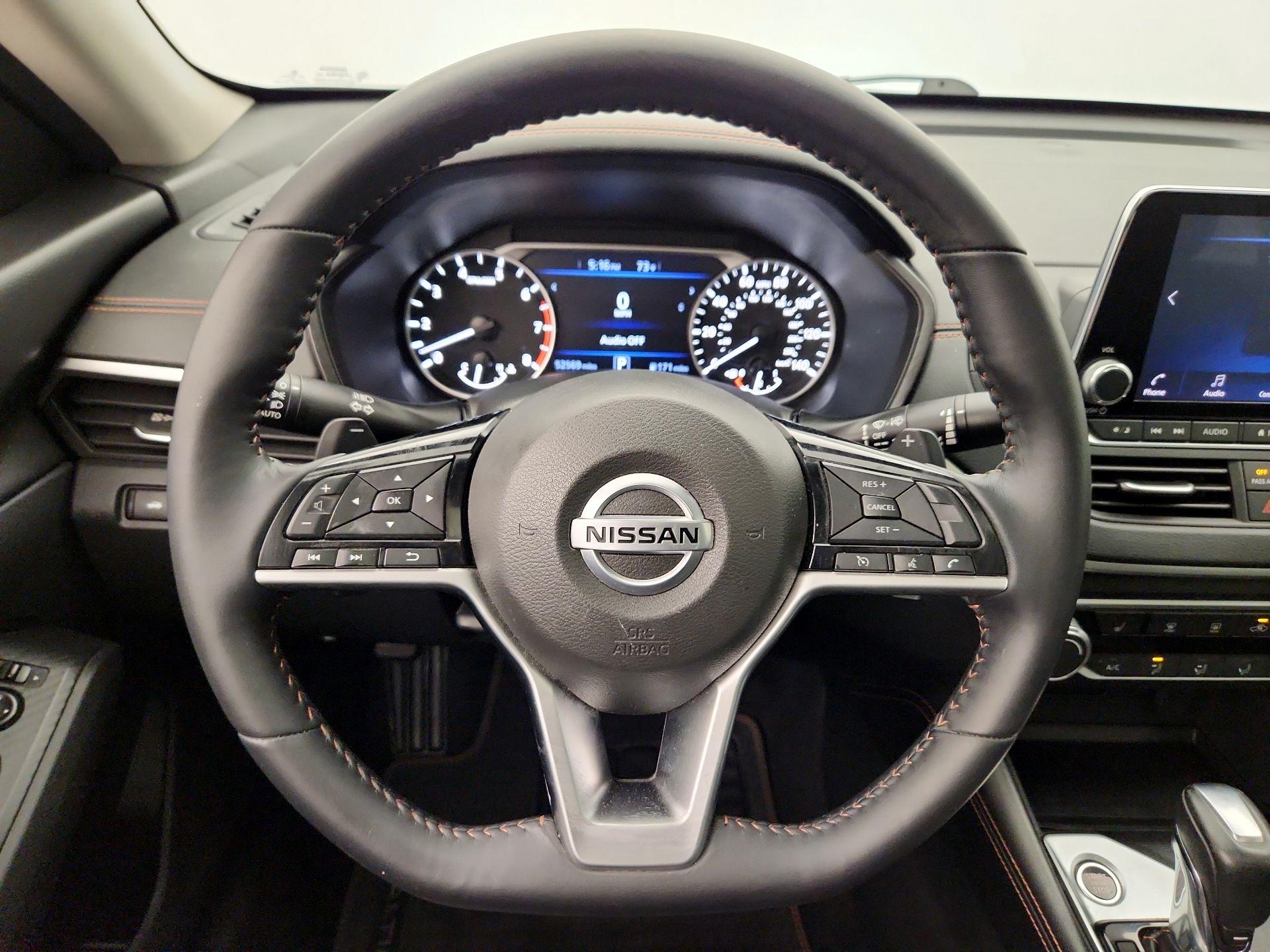Thumbnail: 2020 Nissan Altima - 10