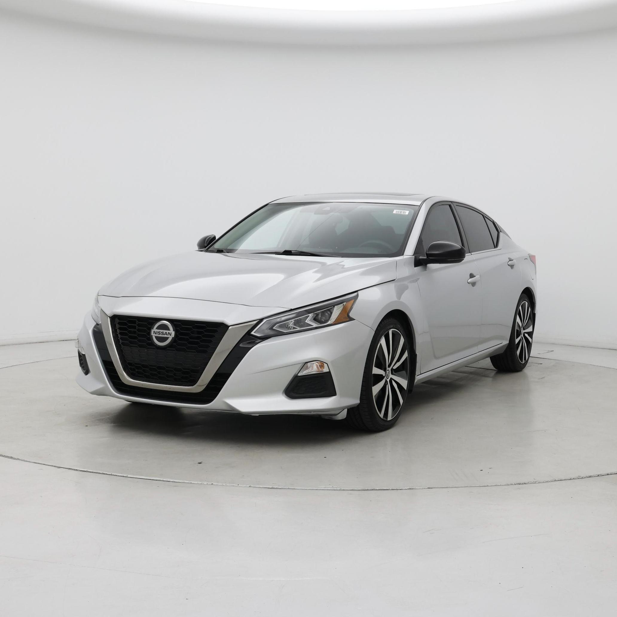 Thumbnail: 2020 Nissan Altima - 4