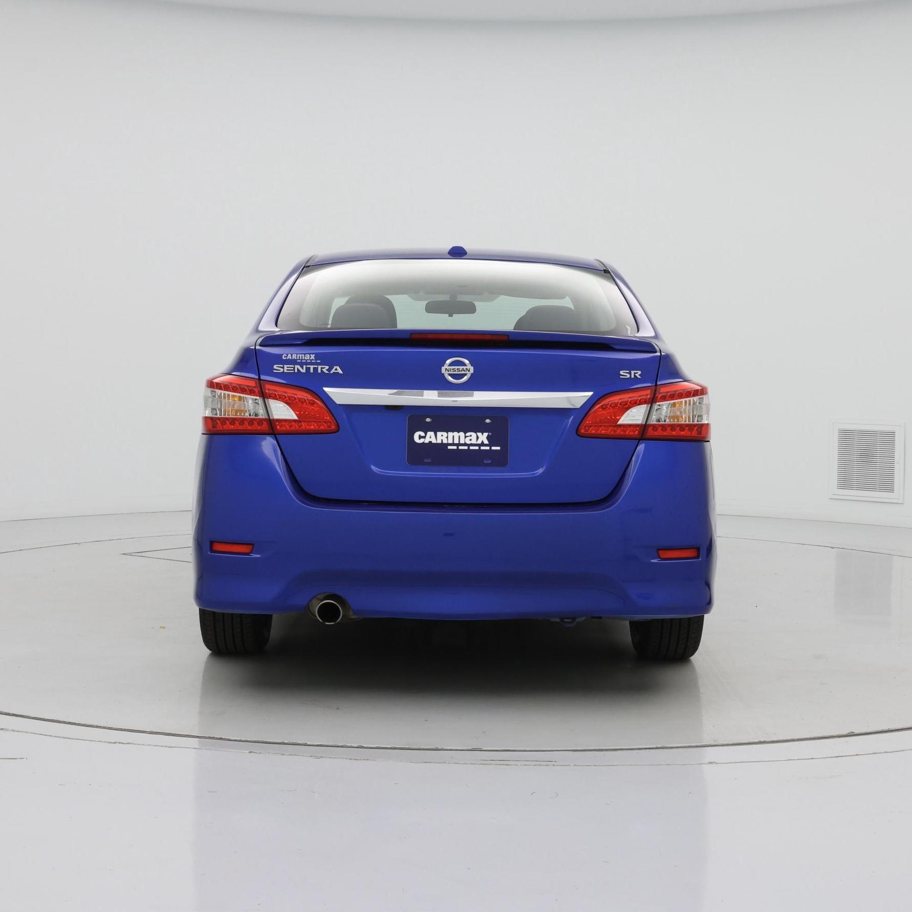 Thumbnail: 2015 Nissan Sentra - 6