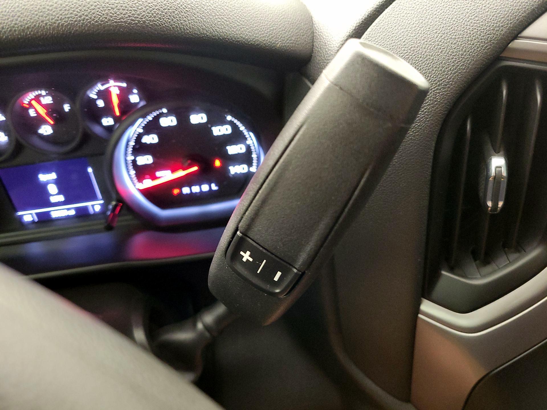 Thumbnail: 2023 Chevrolet Silverado 1500 - 17