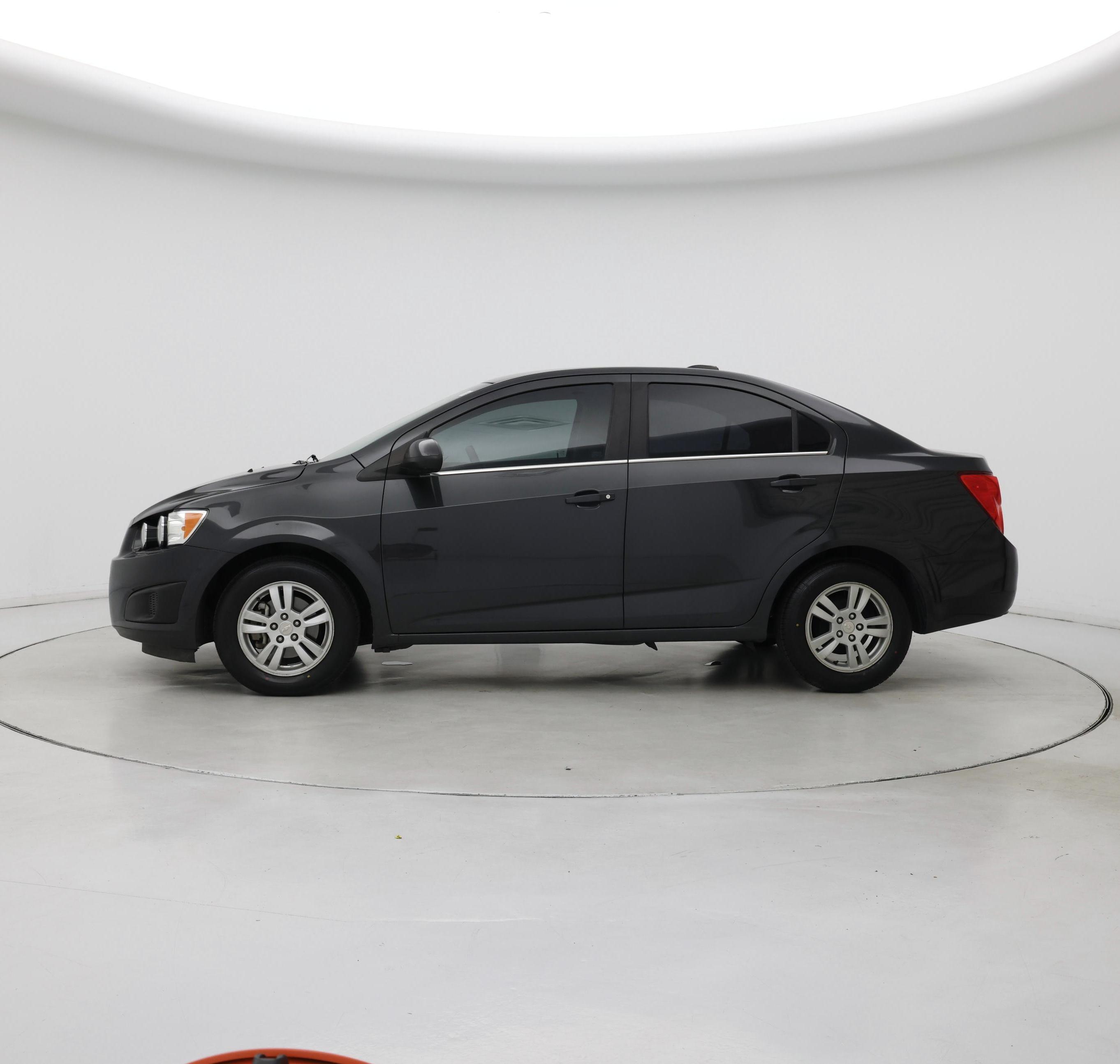 Thumbnail: 2015 Chevrolet Sonic - 3