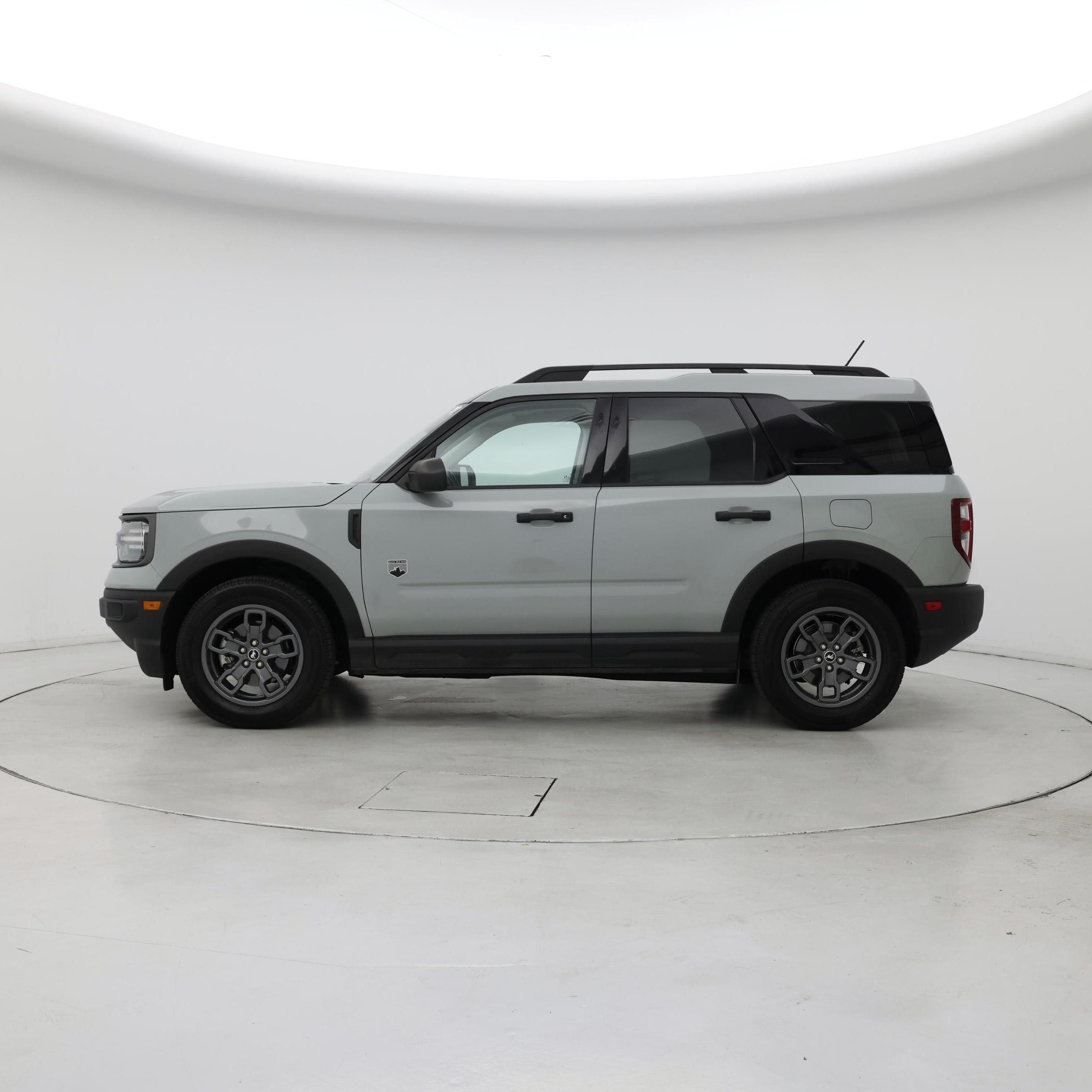 Thumbnail: 2021 Ford Bronco Sport - 3