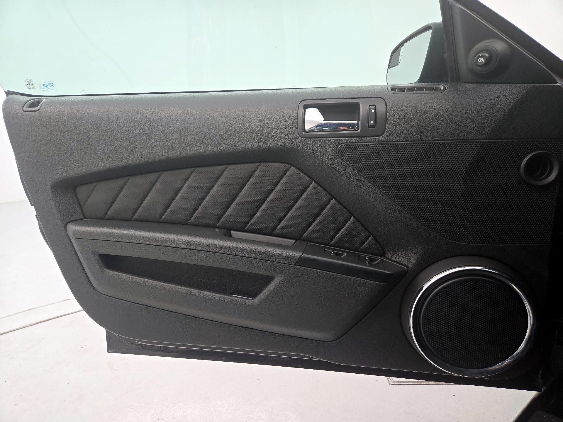 Thumbnail: 2014 Ford Mustang - 12