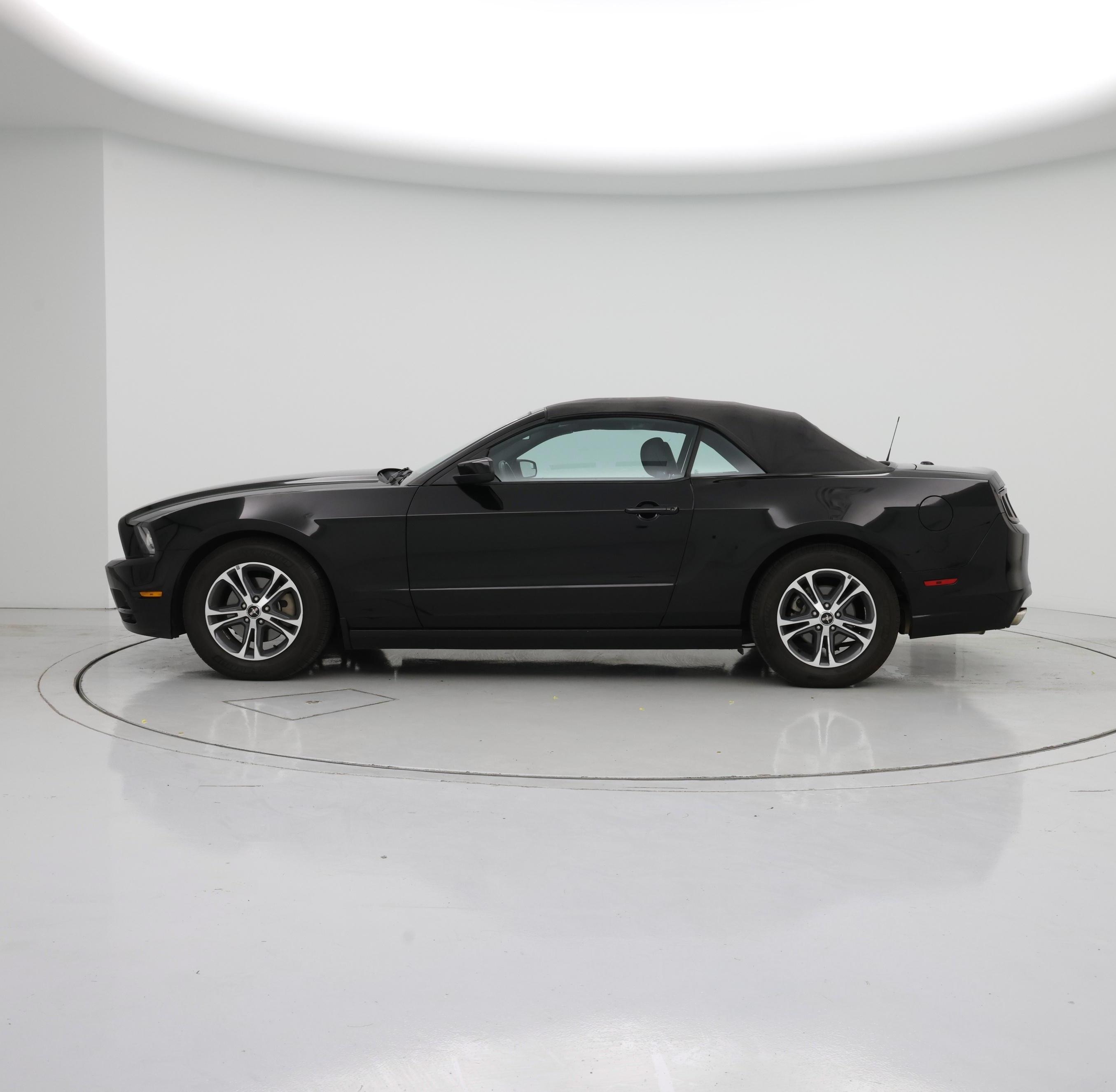 Thumbnail: 2014 Ford Mustang - 3