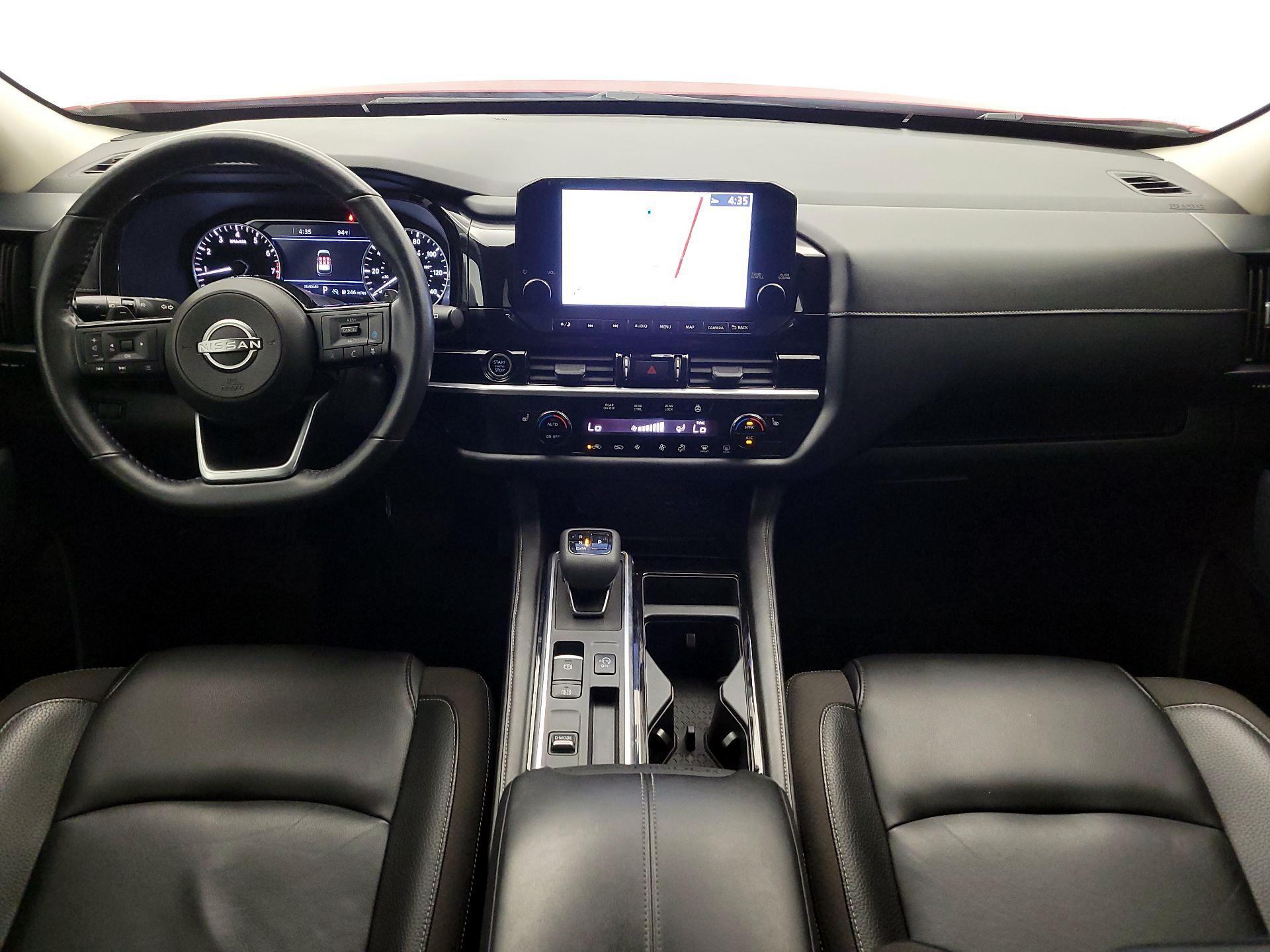 Thumbnail: 2023 Nissan Pathfinder - 9