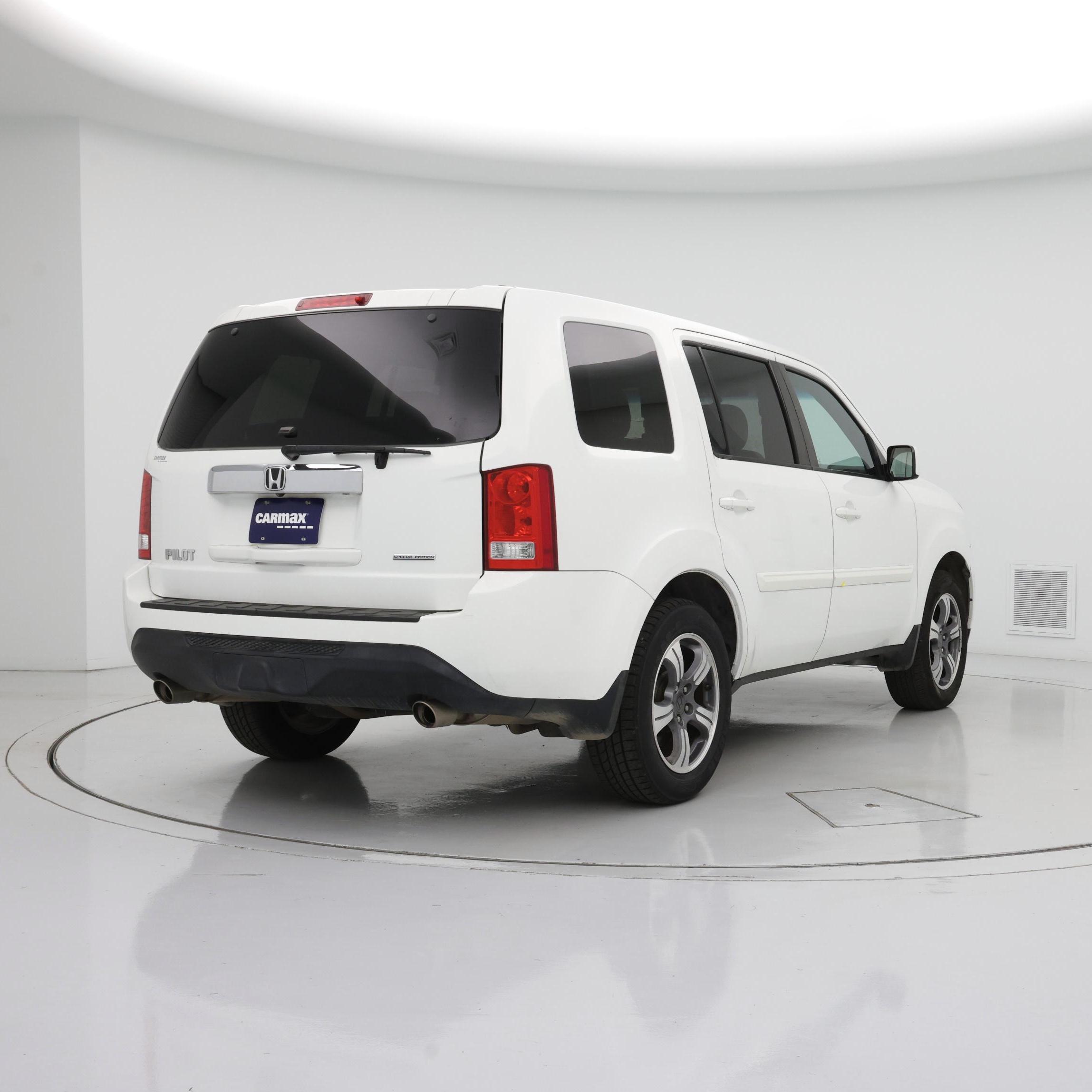 Thumbnail: 2015 Honda Pilot - 8