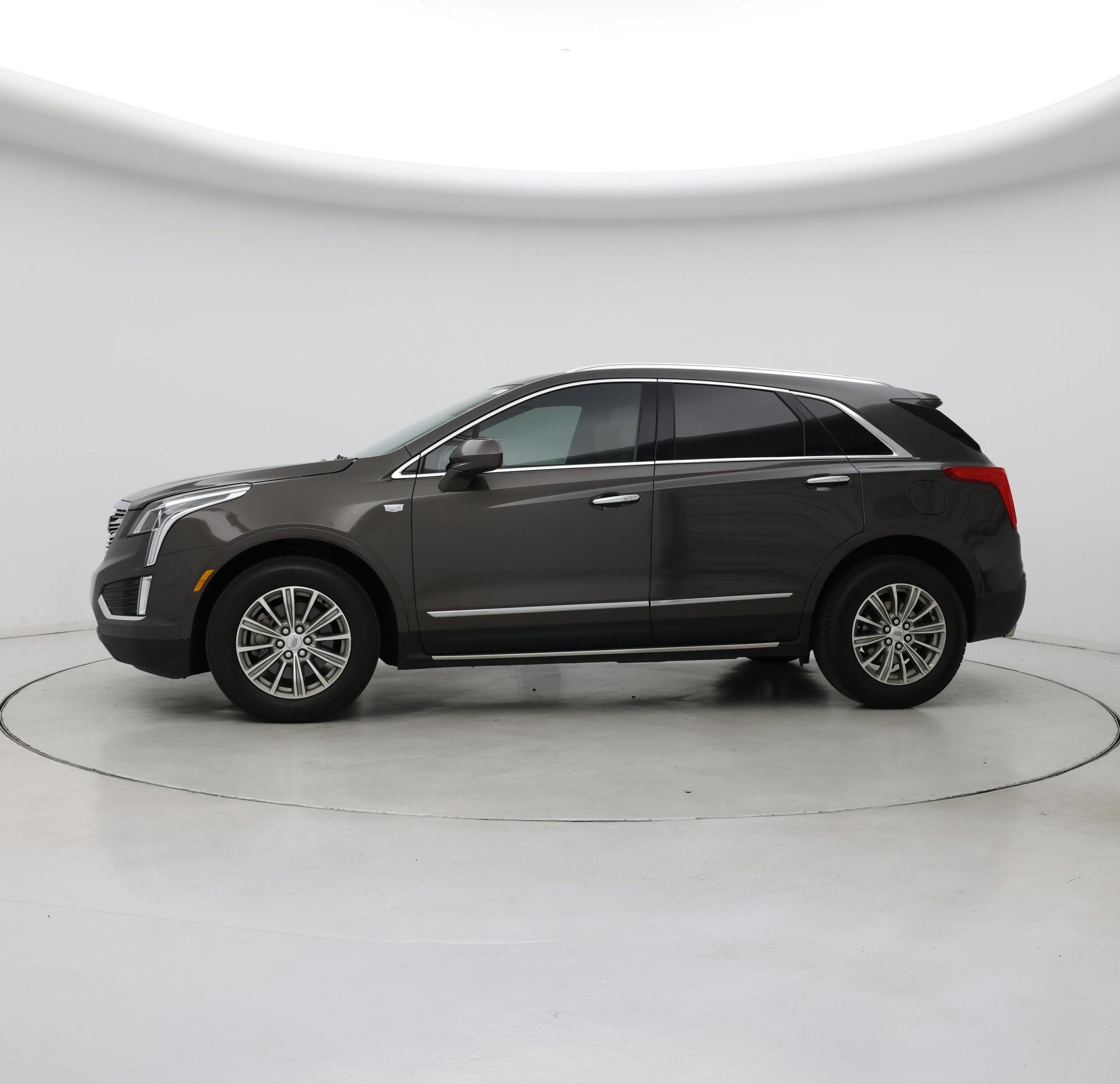 Thumbnail: 2019 Cadillac XT5 - 3