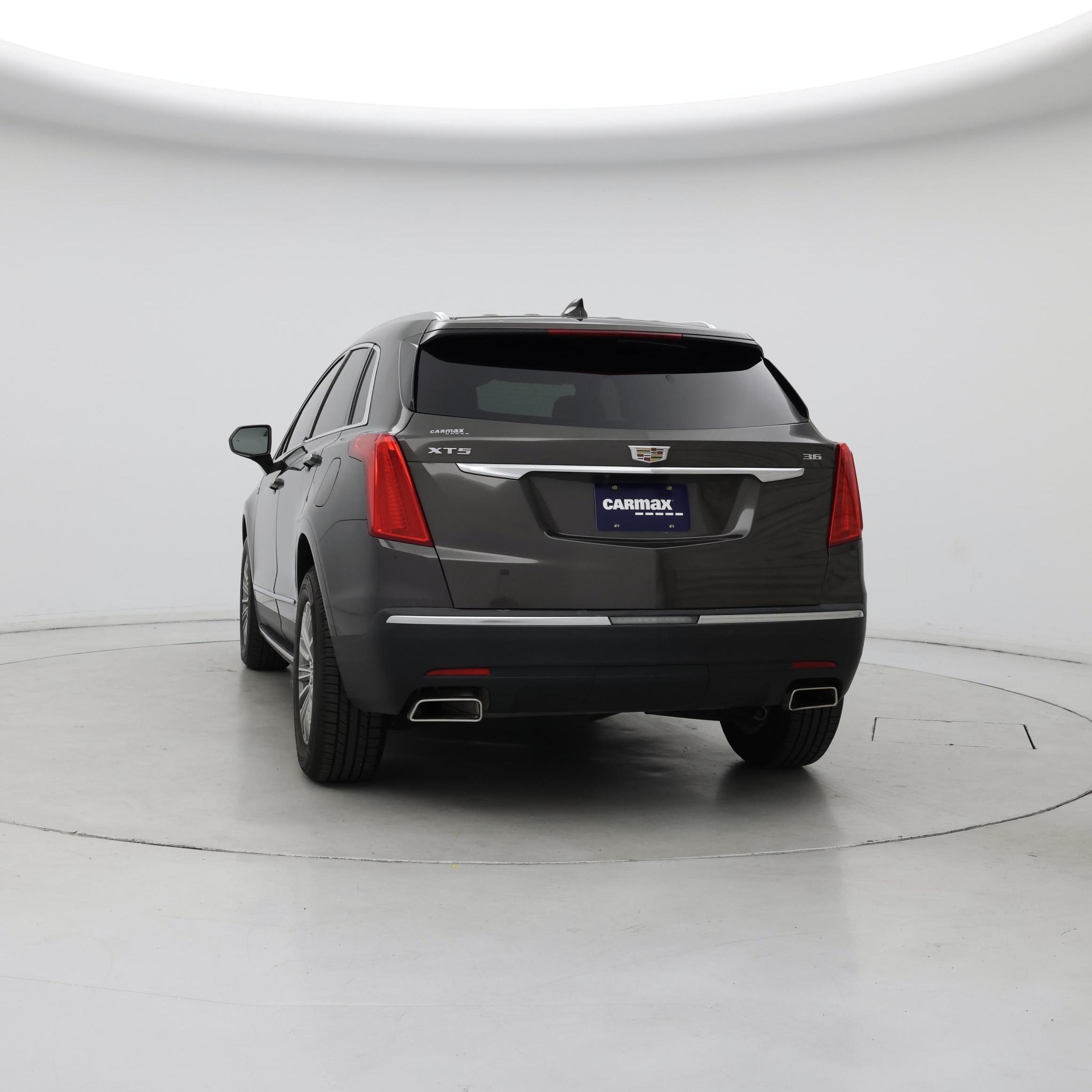 Thumbnail: 2019 Cadillac XT5 - 6