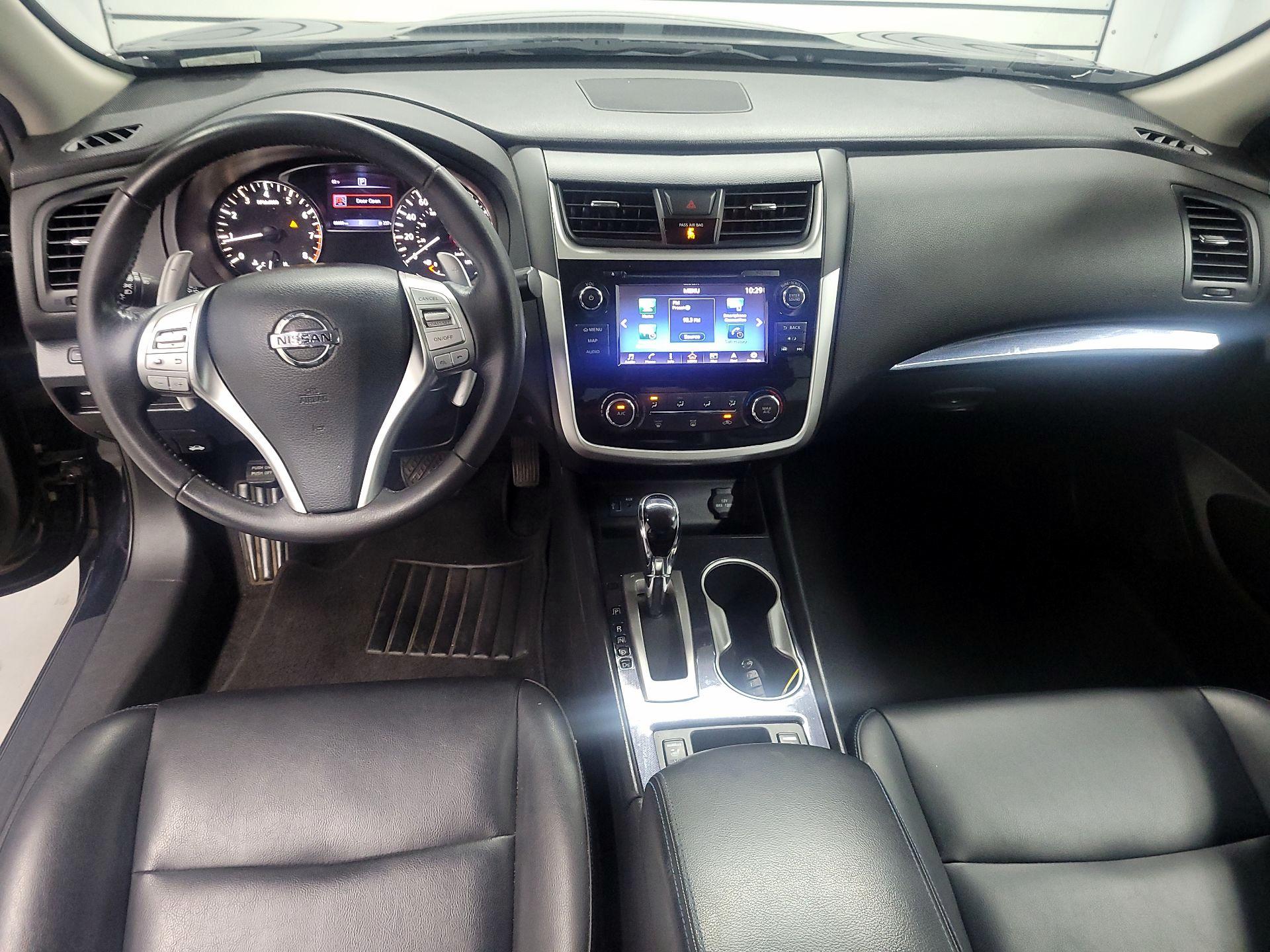Thumbnail: 2018 Nissan Altima - 9