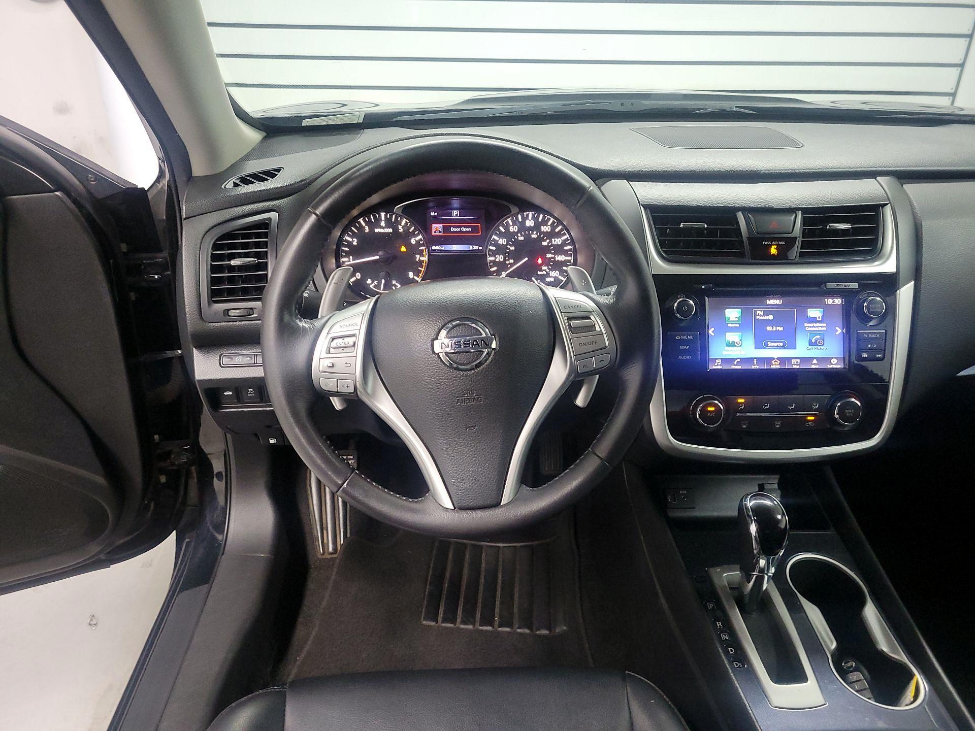 Thumbnail: 2018 Nissan Altima - 10