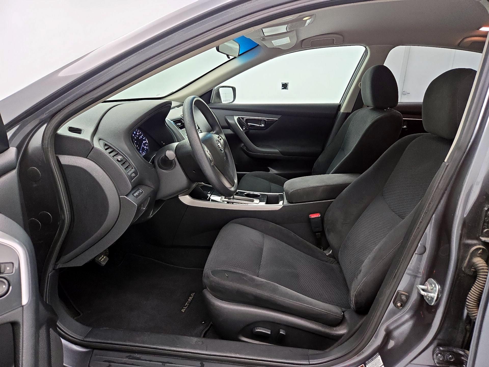 Thumbnail: 2014 Nissan Altima - 11