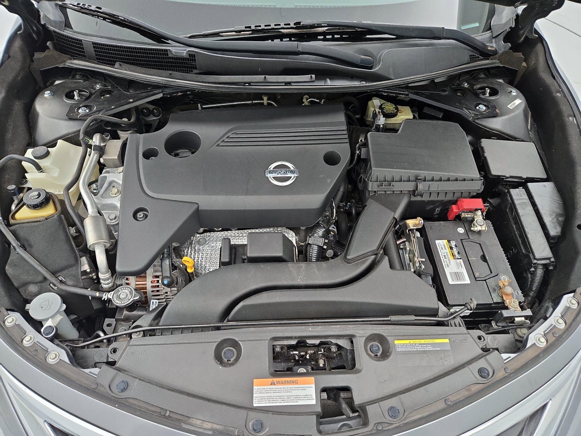 Thumbnail: 2014 Nissan Altima - 19