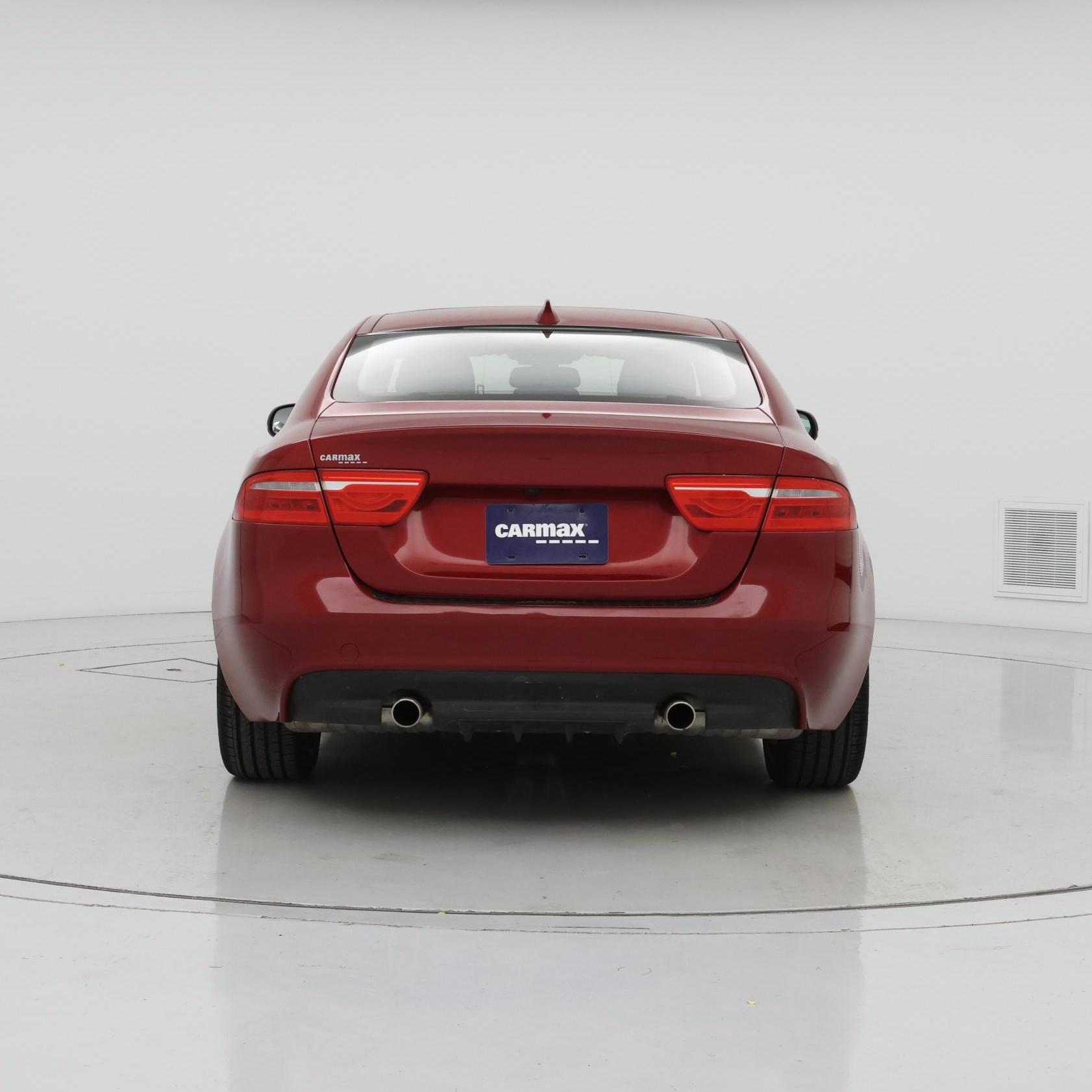 Thumbnail: 2017 Jaguar XE - 6