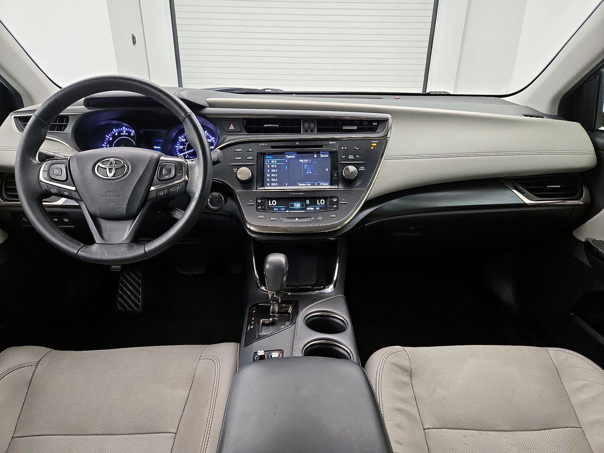 Thumbnail: 2017 Toyota Avalon - 9