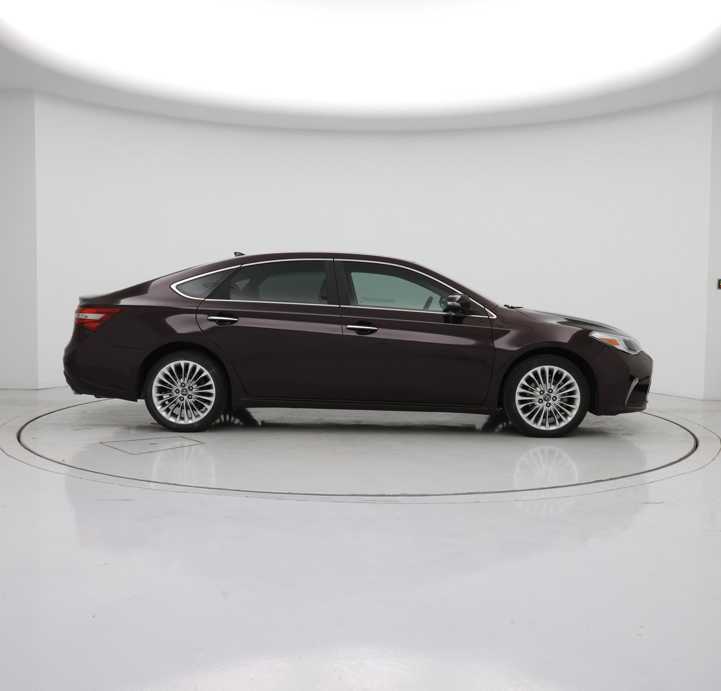 Thumbnail: 2017 Toyota Avalon - 7