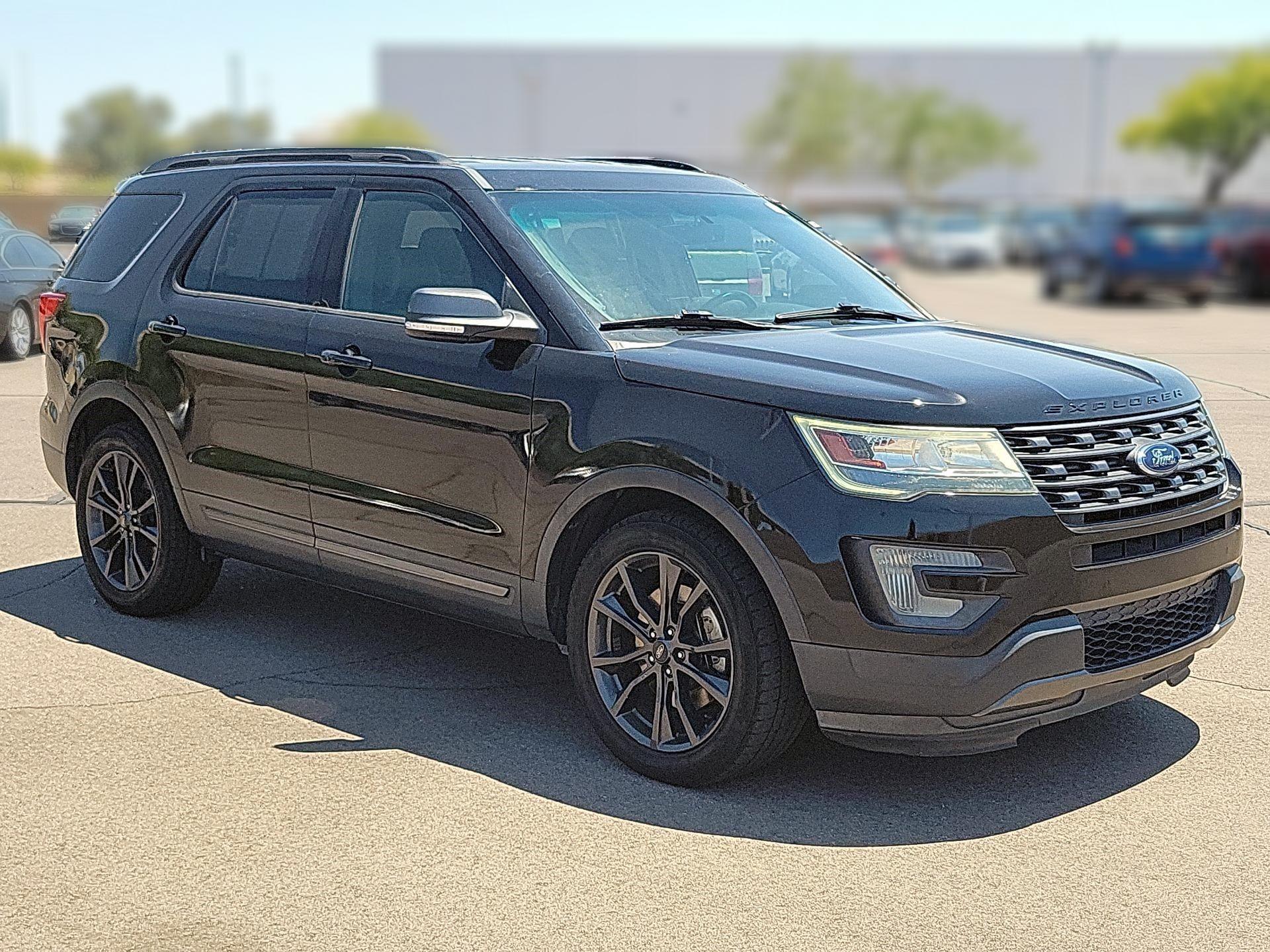 Thumbnail: 2017 Ford Explorer - 1