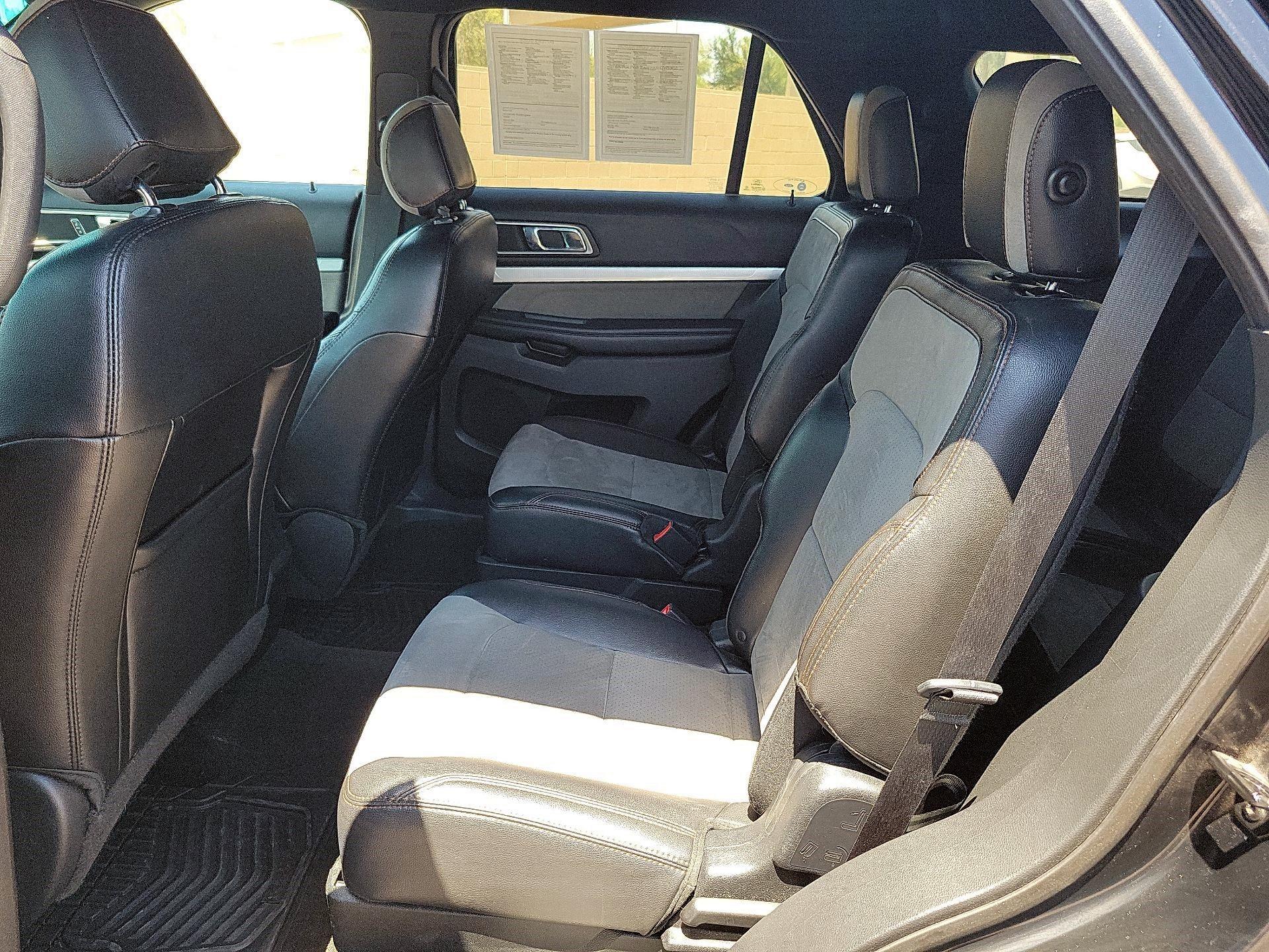 Thumbnail: 2017 Ford Explorer - 18
