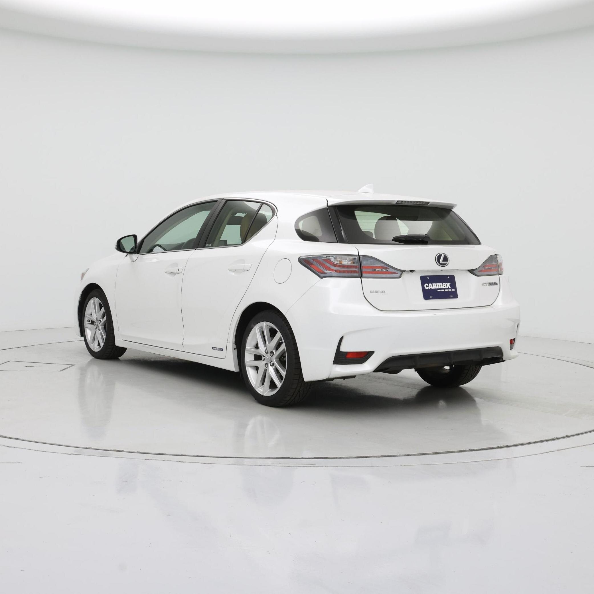 Thumbnail: 2016 Lexus CT - 2
