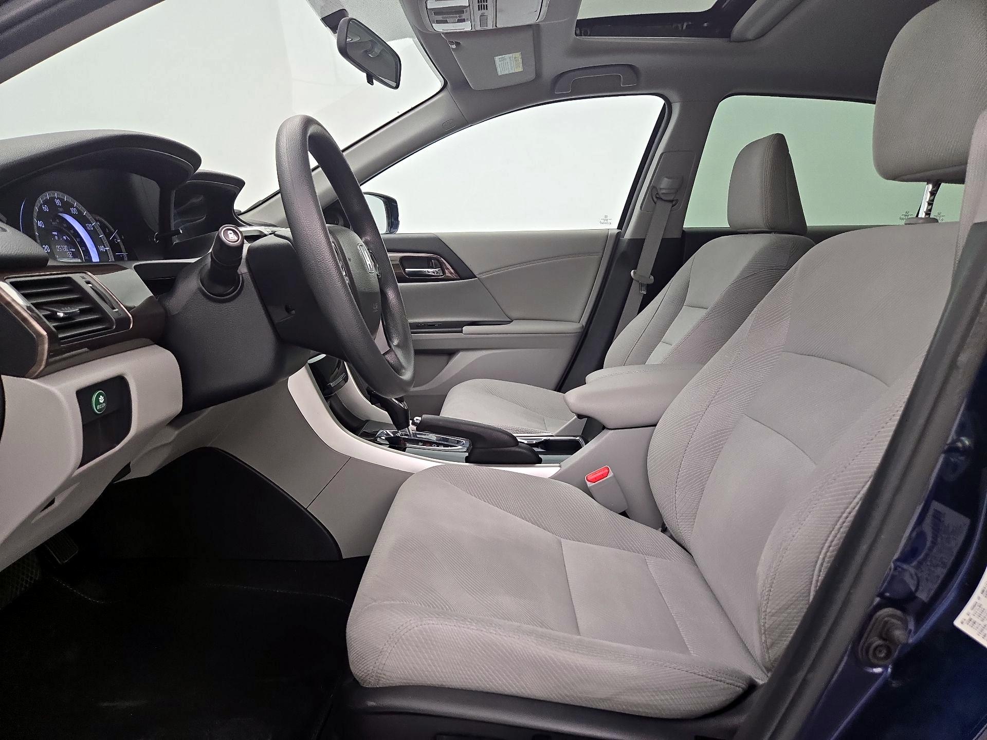 Thumbnail: 2016 Honda Accord - 11