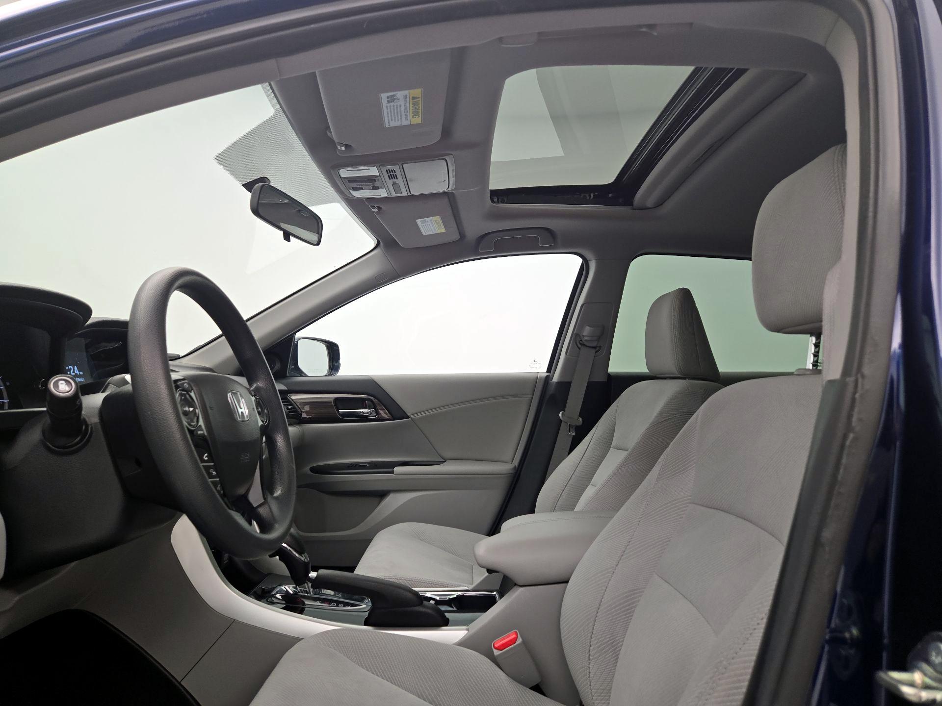 Thumbnail: 2016 Honda Accord - 19