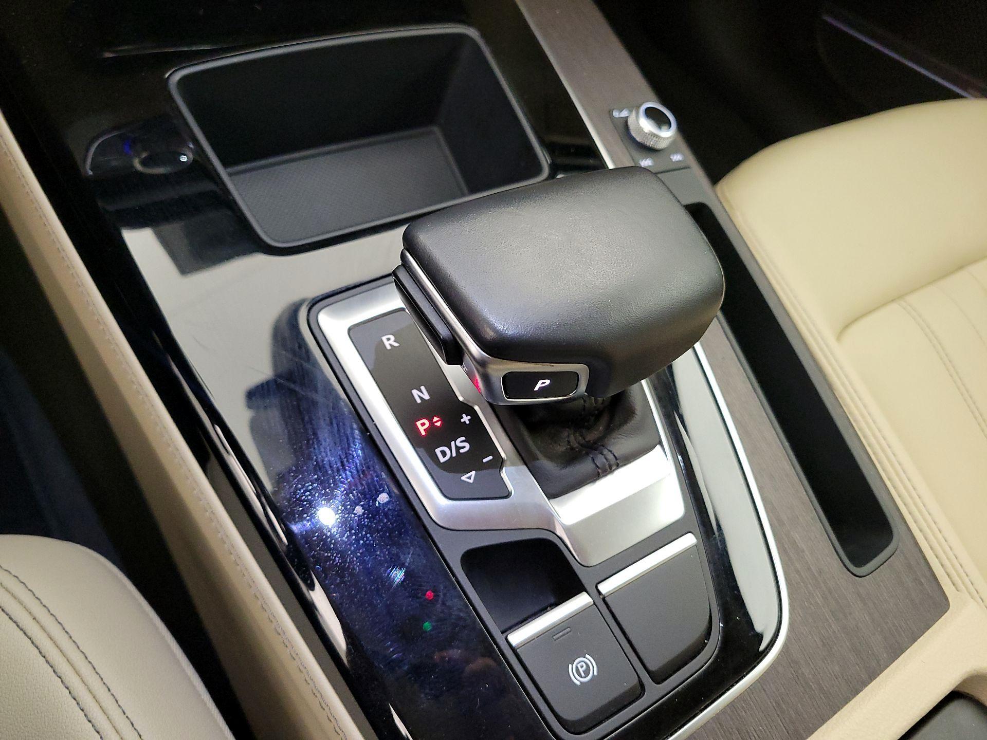 Thumbnail: 2021 Audi Q5 - 17