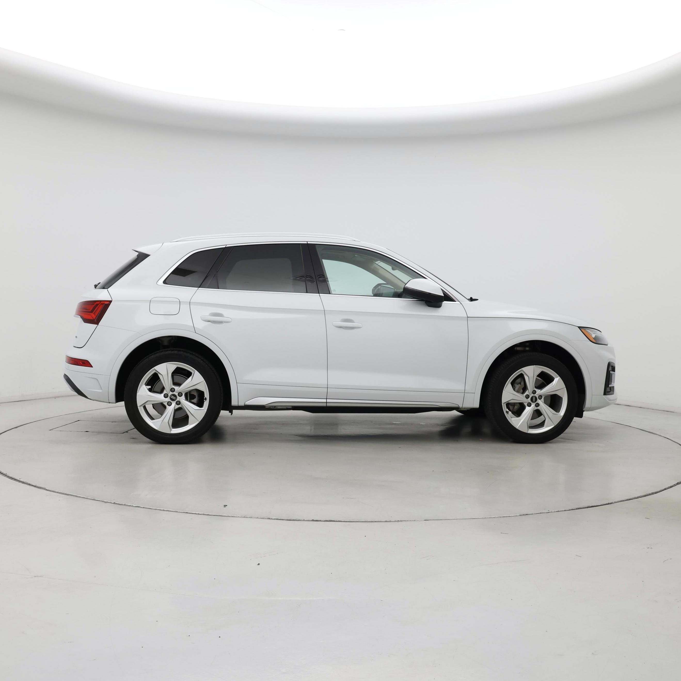 Thumbnail: 2021 Audi Q5 - 7