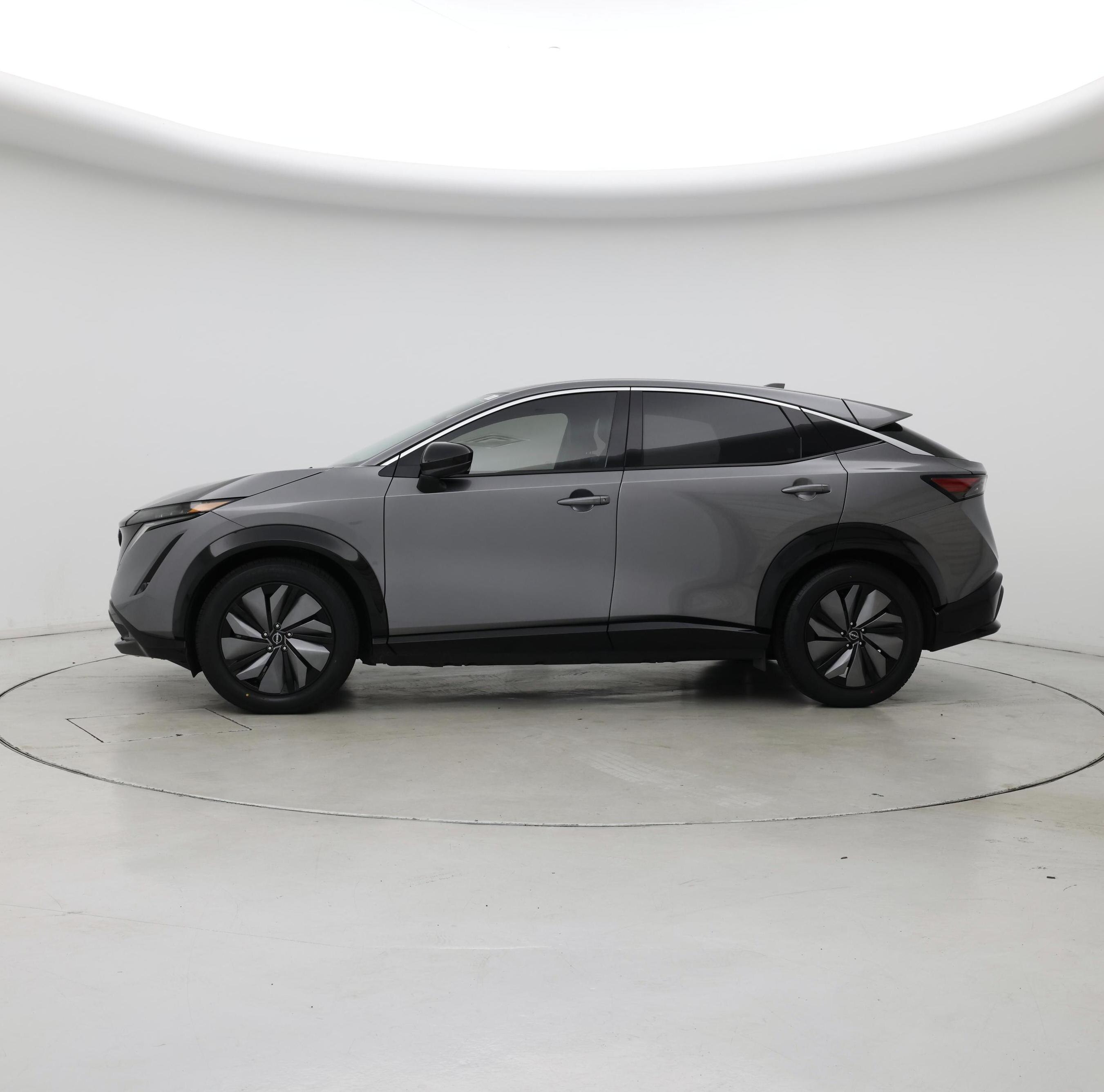 Thumbnail: 2023 Nissan Ariya - 3