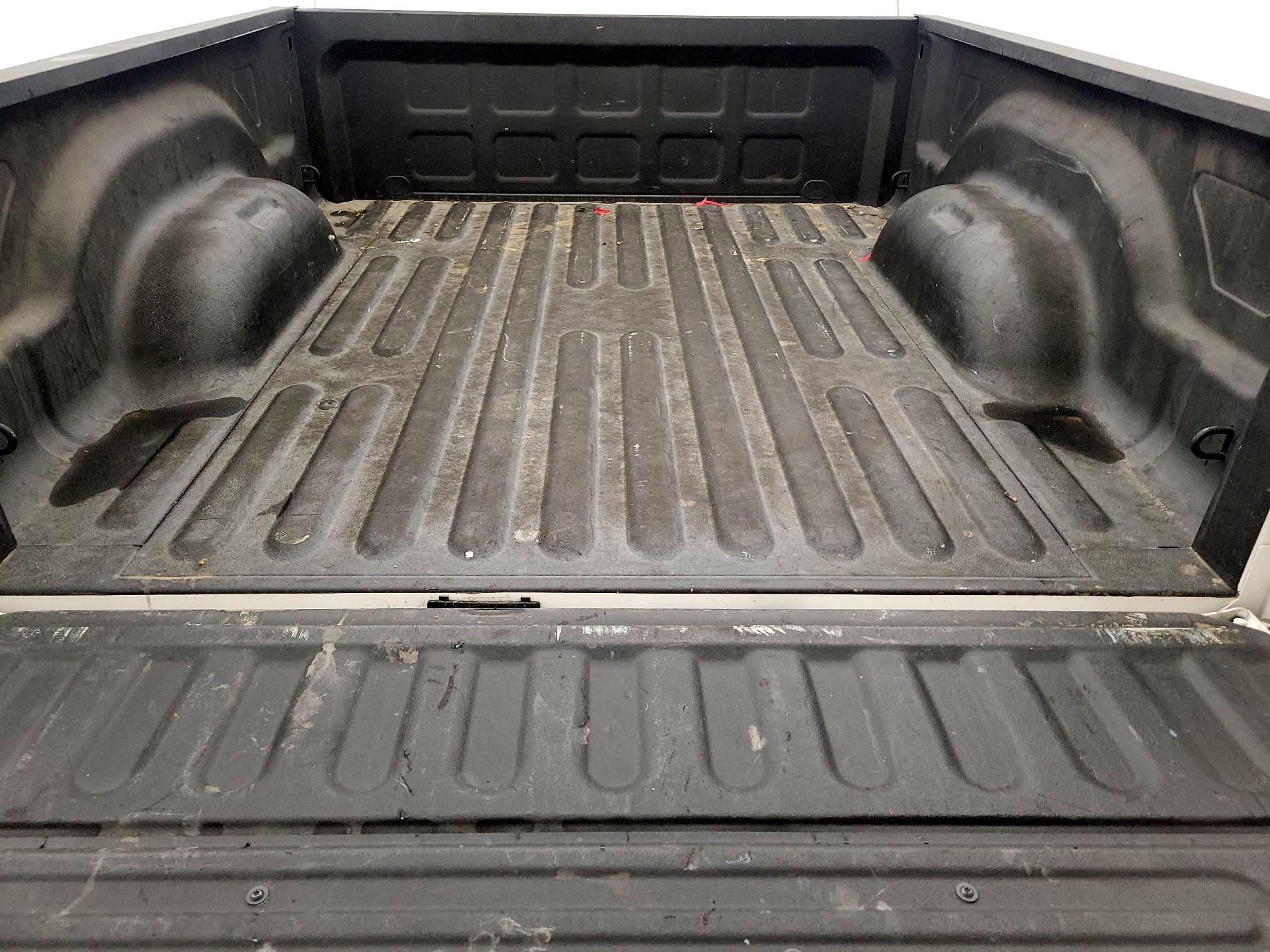 Thumbnail: 2020 RAM 1500 Classic - 20
