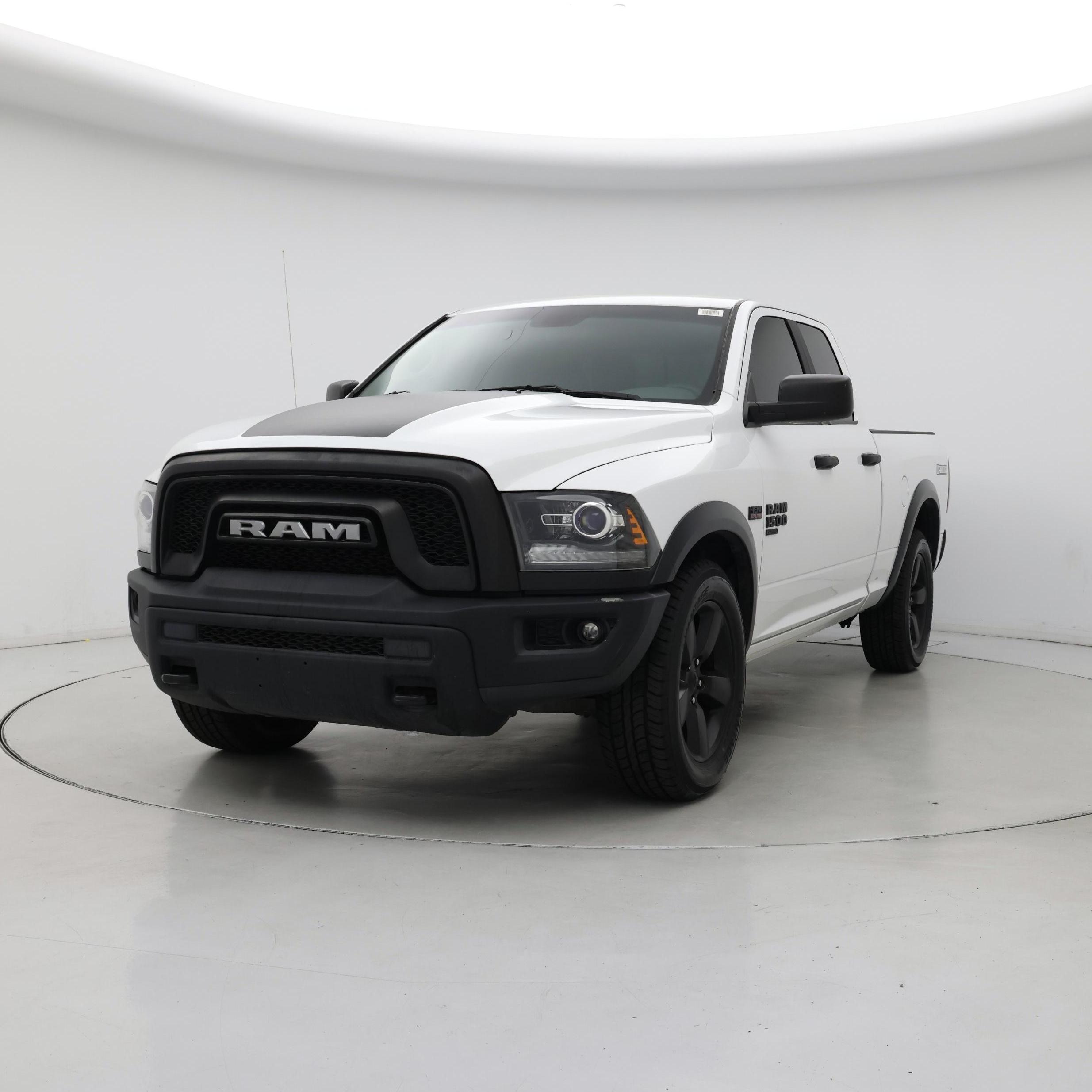 Thumbnail: 2020 RAM 1500 Classic - 4