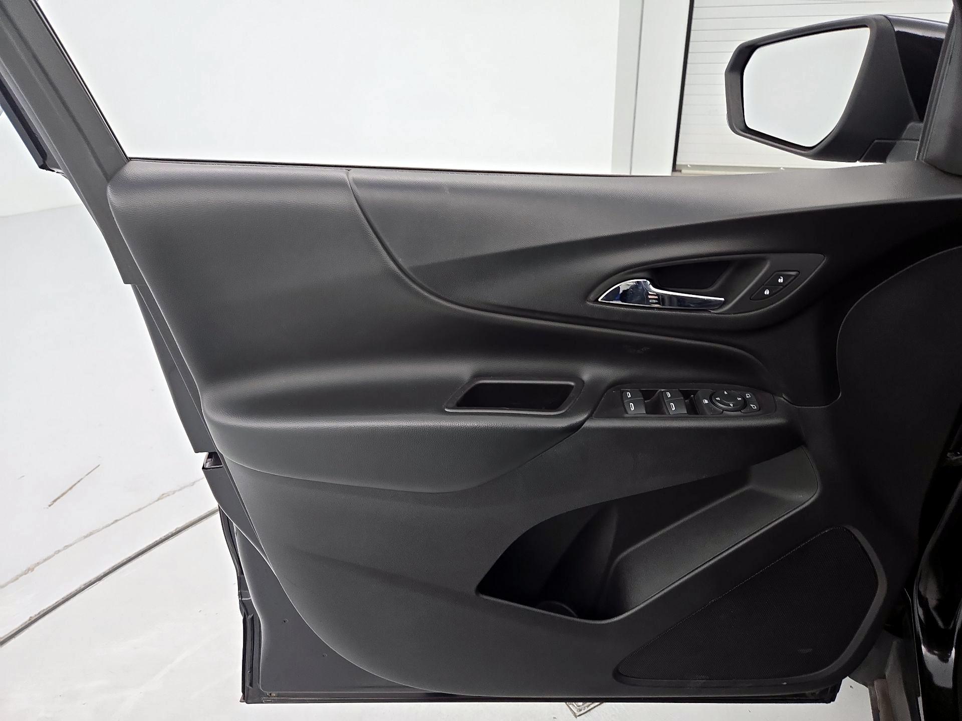 Thumbnail: 2019 Chevrolet Equinox - 12