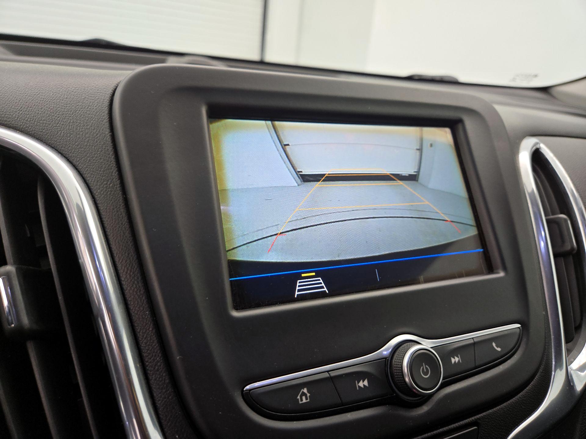 Thumbnail: 2019 Chevrolet Equinox - 14