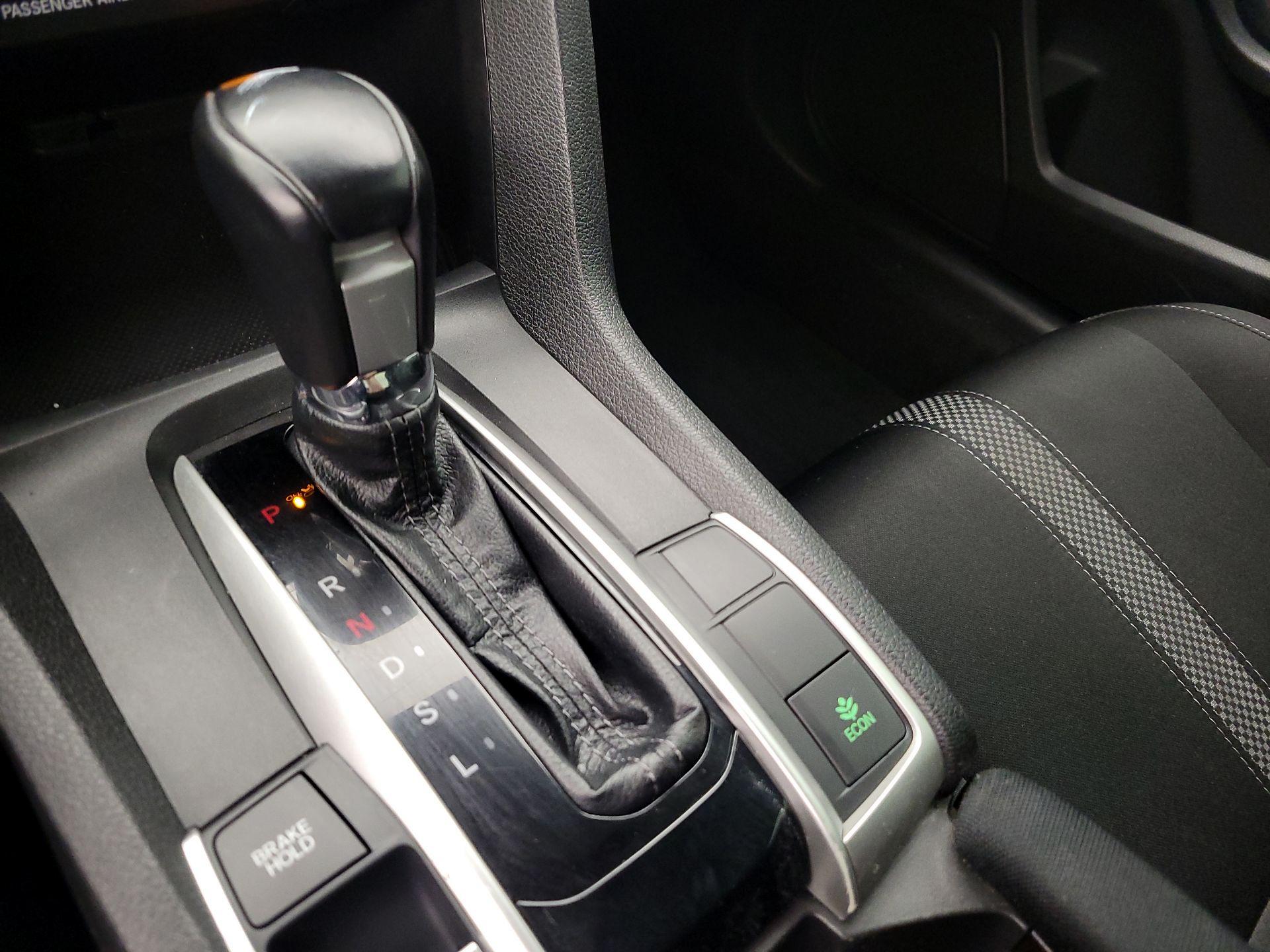 Thumbnail: 2019 Honda Civic - 17