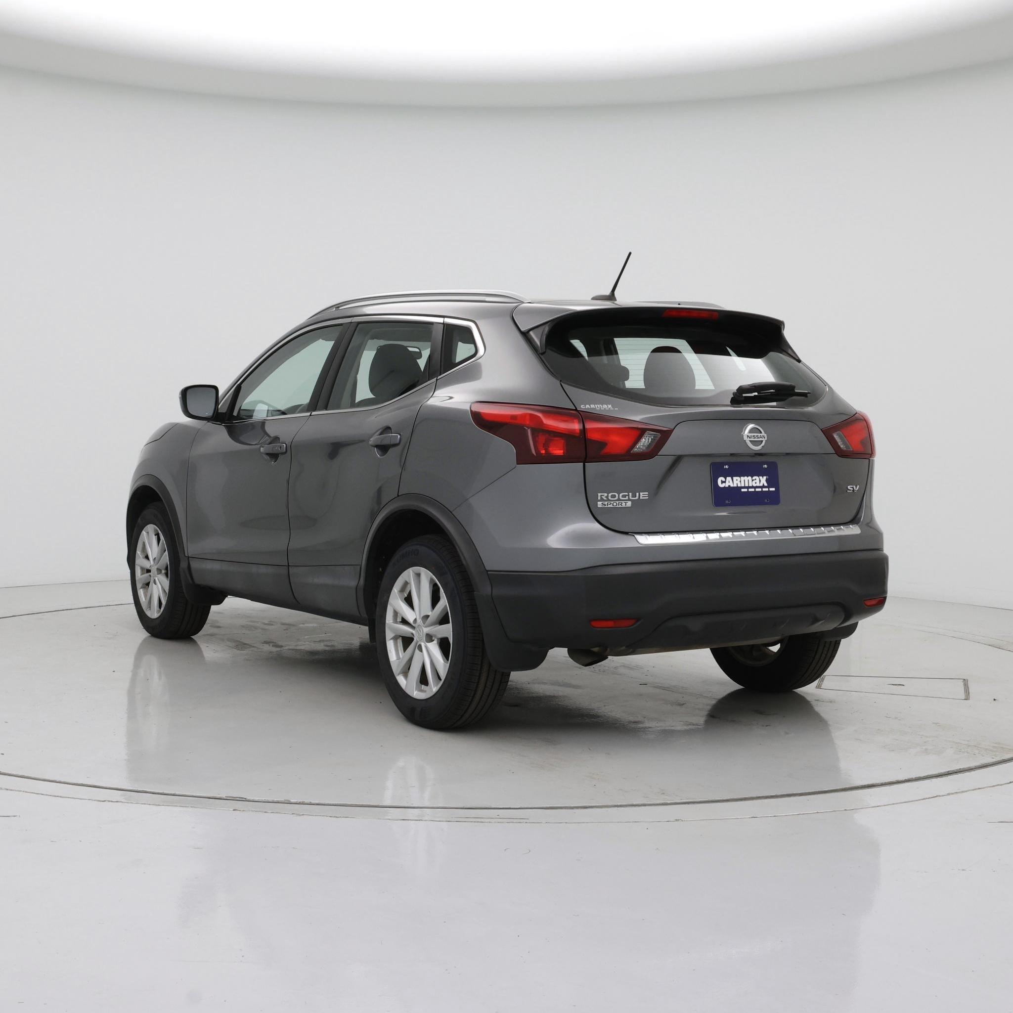 Thumbnail: 2017 Nissan Rogue Sport - 2