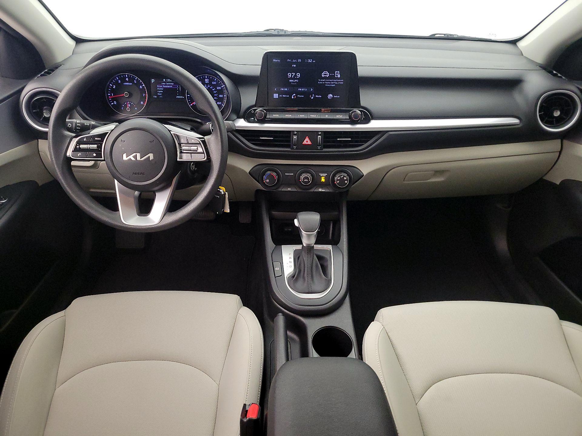 Thumbnail: 2023 Kia Forte - 9