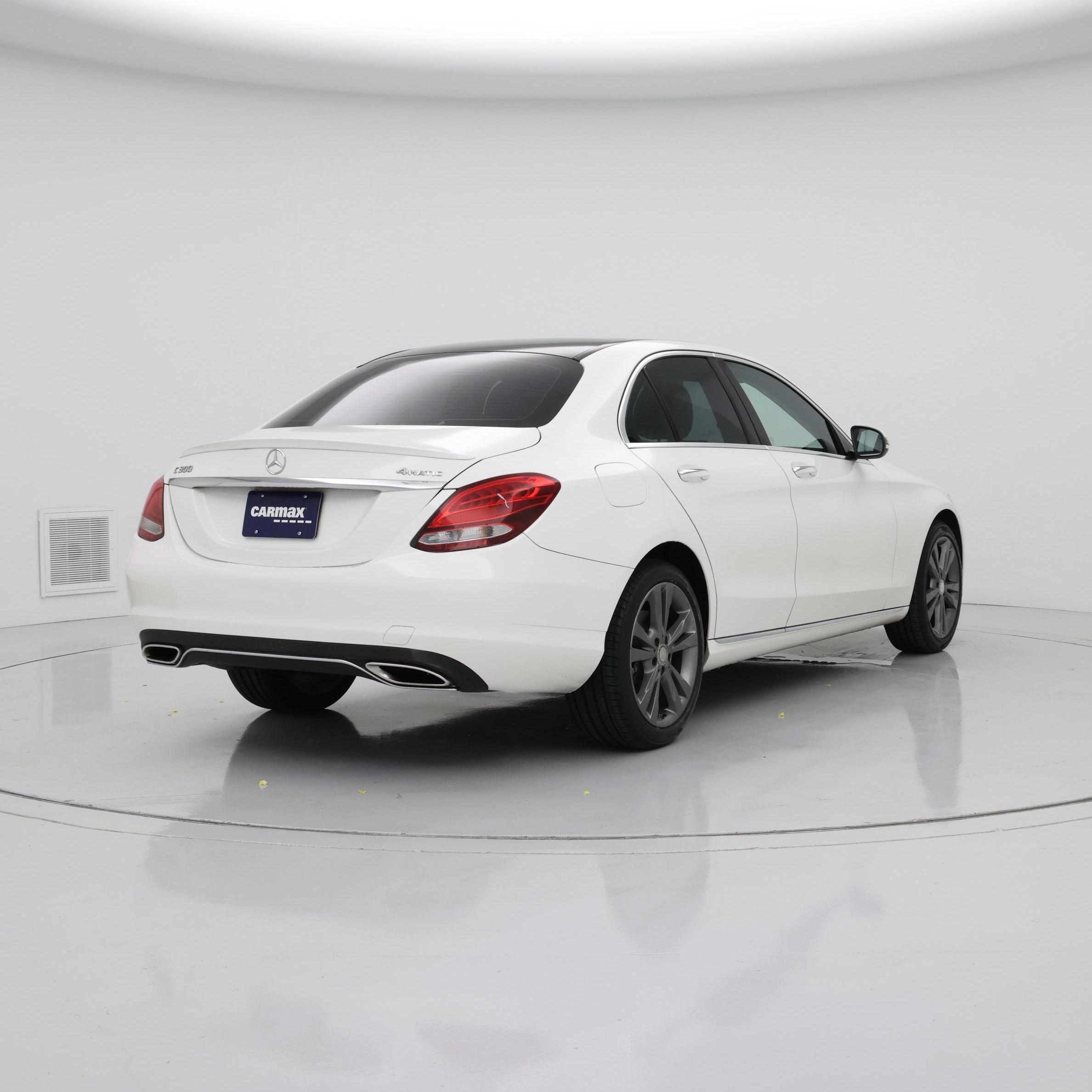 Thumbnail: 2016 Mercedes-Benz C-Class - 8