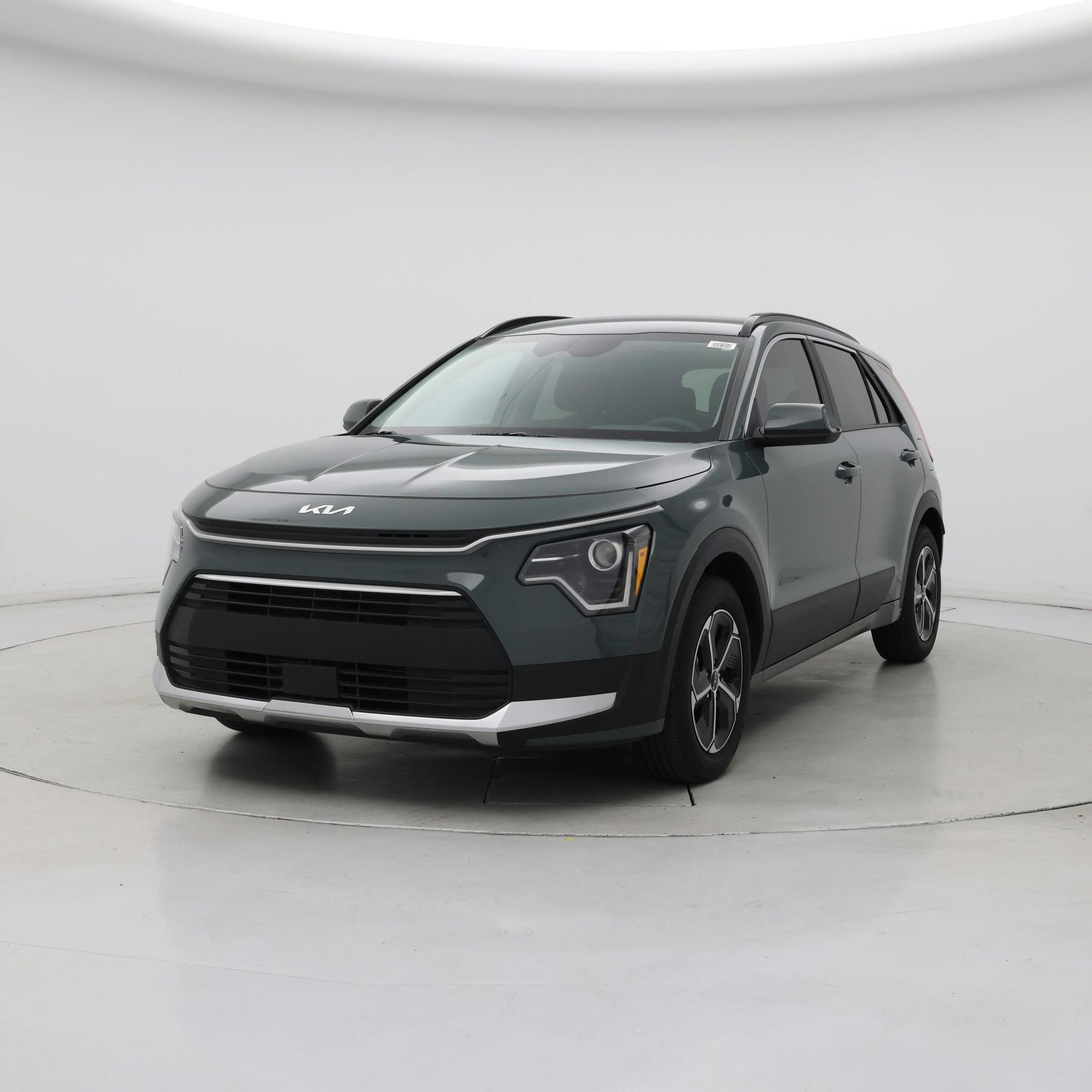 Thumbnail: 2024 Kia Niro - 4