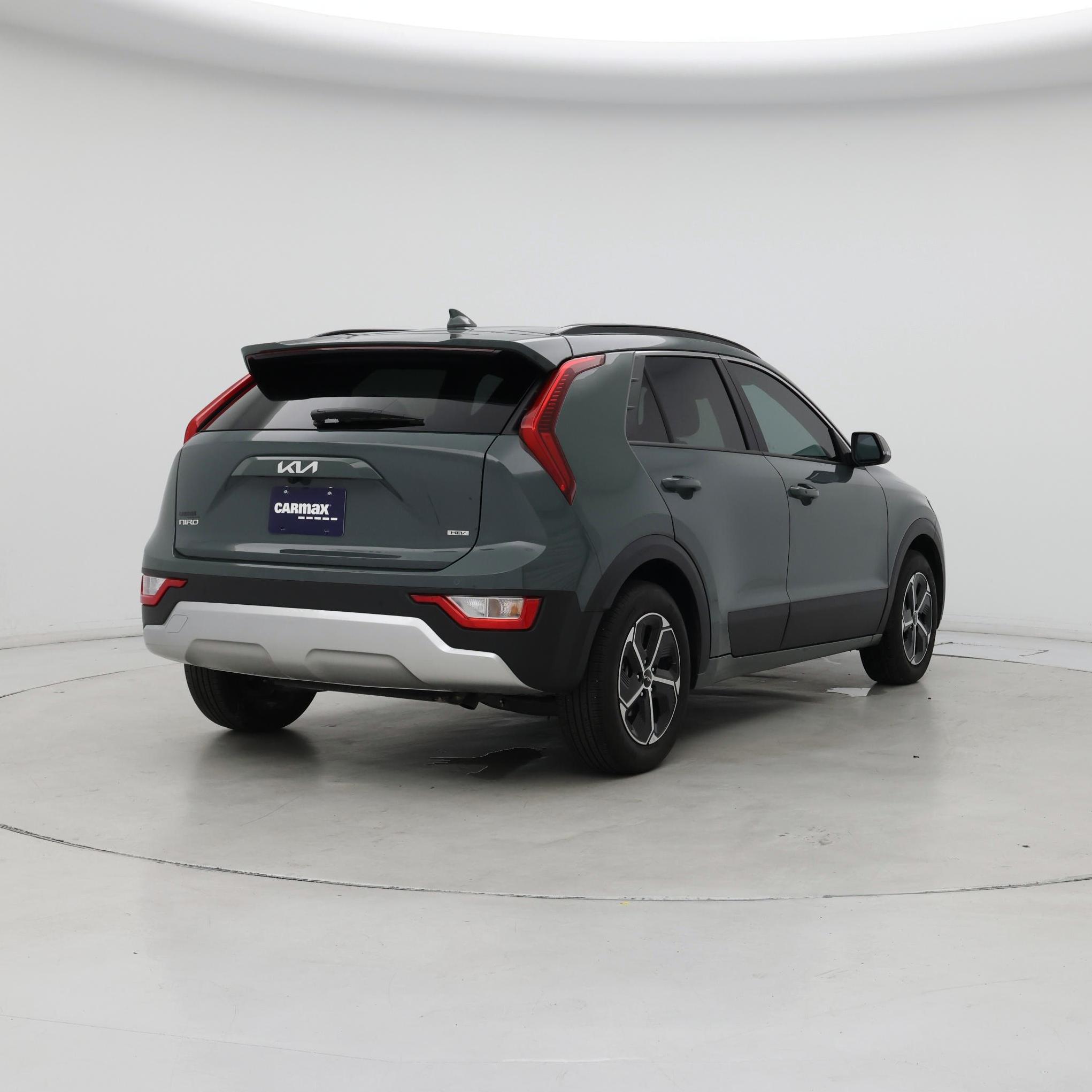 Thumbnail: 2024 Kia Niro - 8