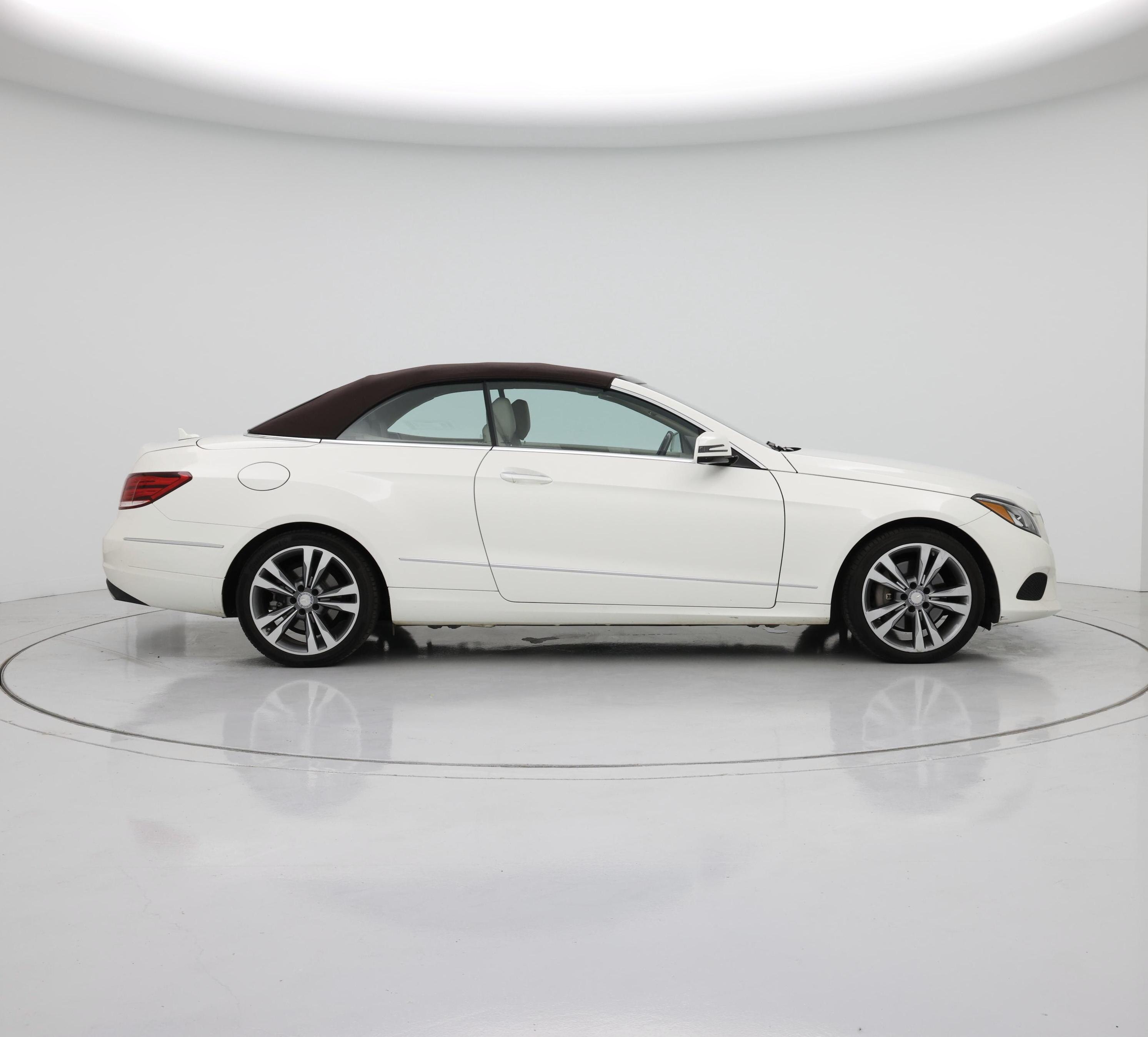 Thumbnail: 2017 Mercedes-Benz E-Class - 7