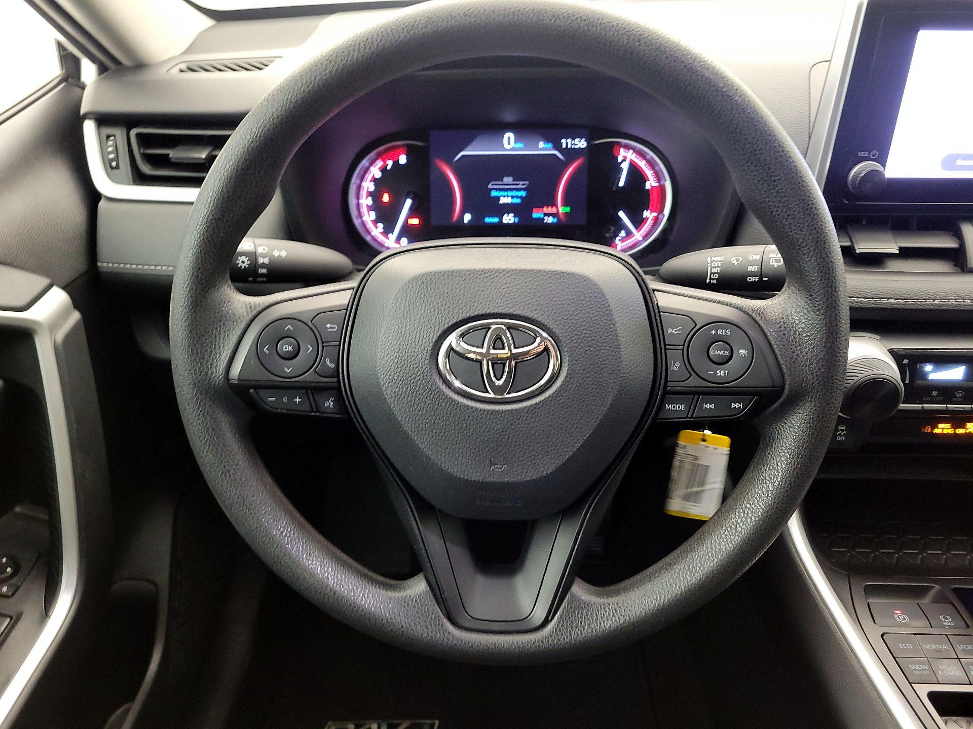 Thumbnail: 2023 Toyota RAV4 - 10