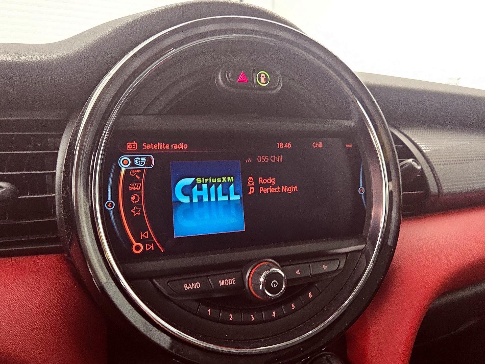 Thumbnail: 2016 MINI Cooper Hardtop - 16